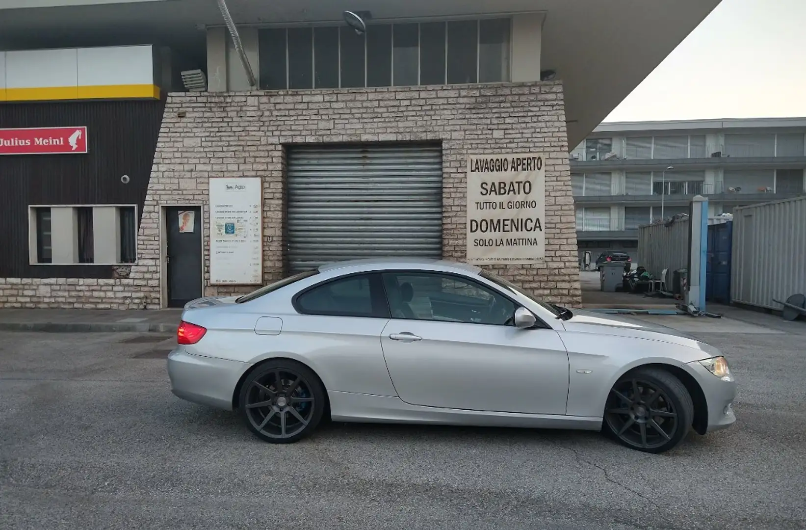 BMW 320 320d Coupe Attiva 184cv - 2