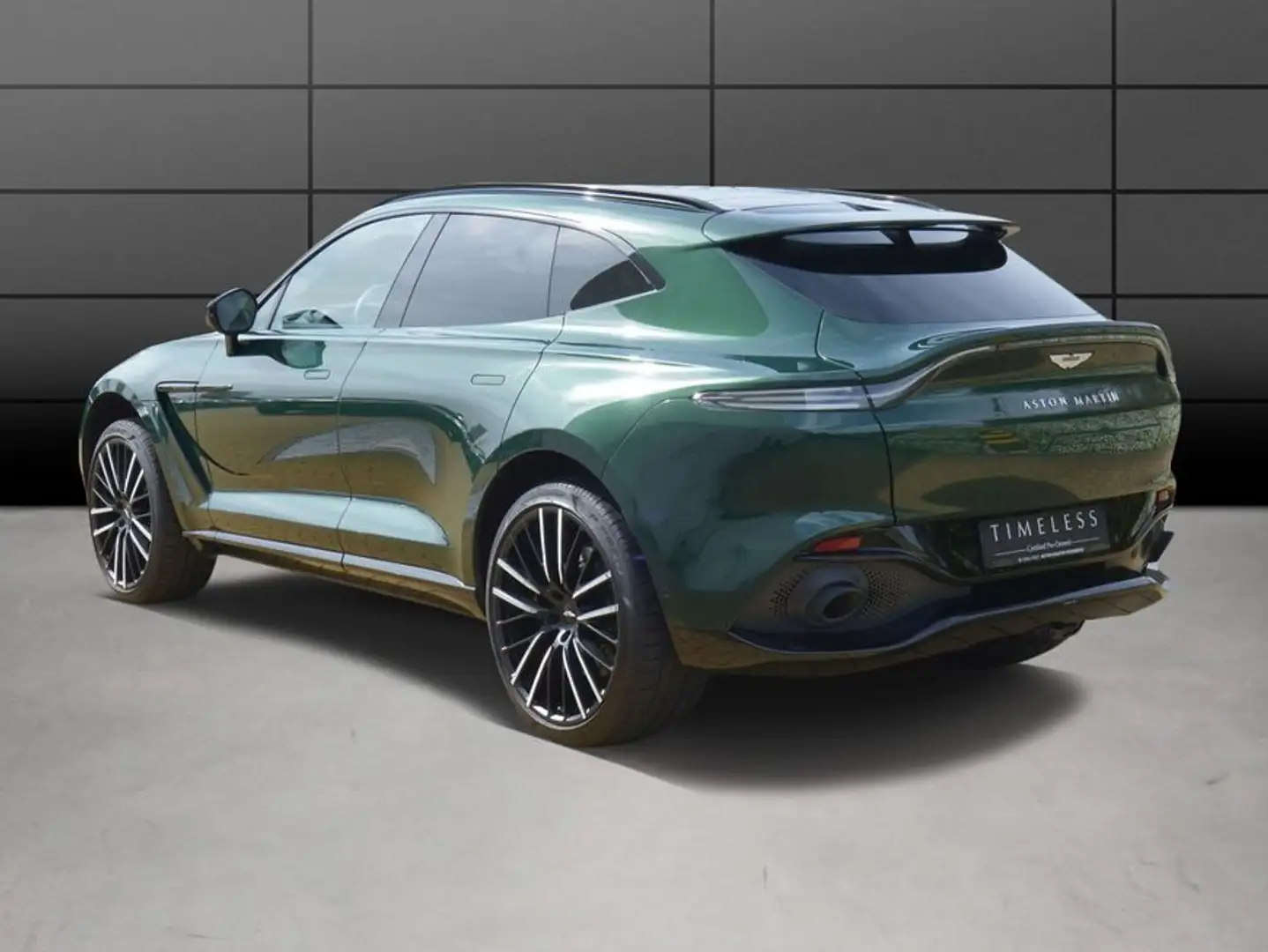 Aston Martin DBX Sonderlackierung *AHK*SHZ* Grün - 2