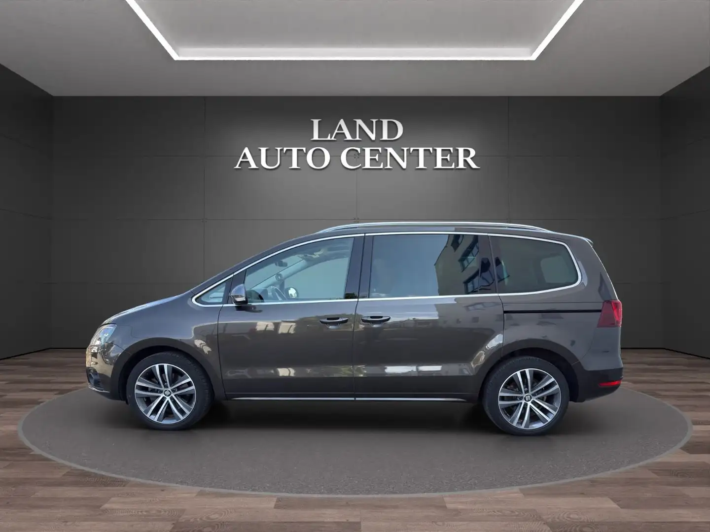 SEAT Alhambra 2.0 TDI DSG*FR*2xKiSi*PANO*7-SITZ*AHK* Schwarz - 2