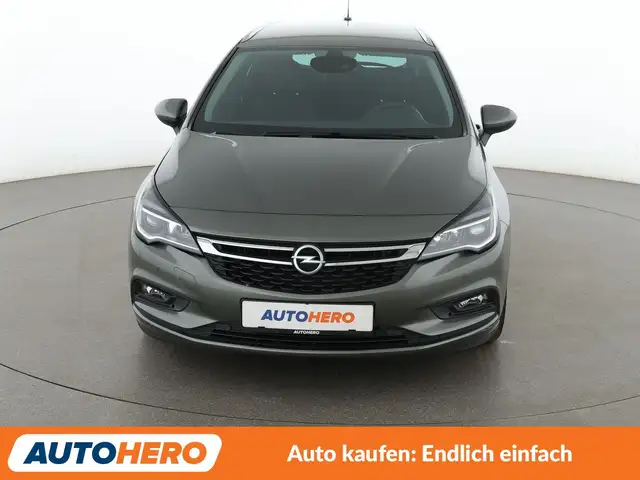 Opel Astra view 9