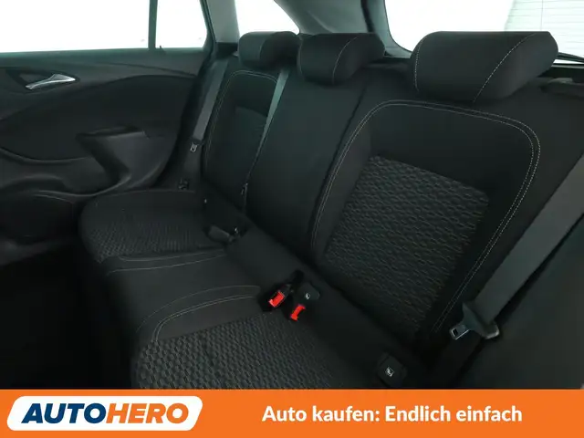 Opel Astra view 14