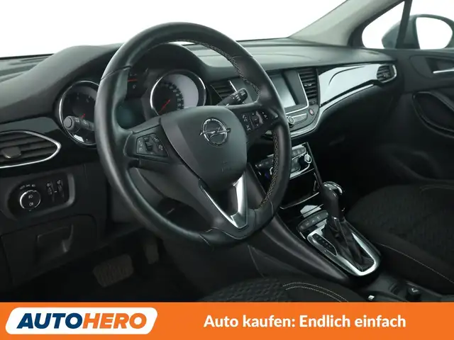 Opel Astra view 11
