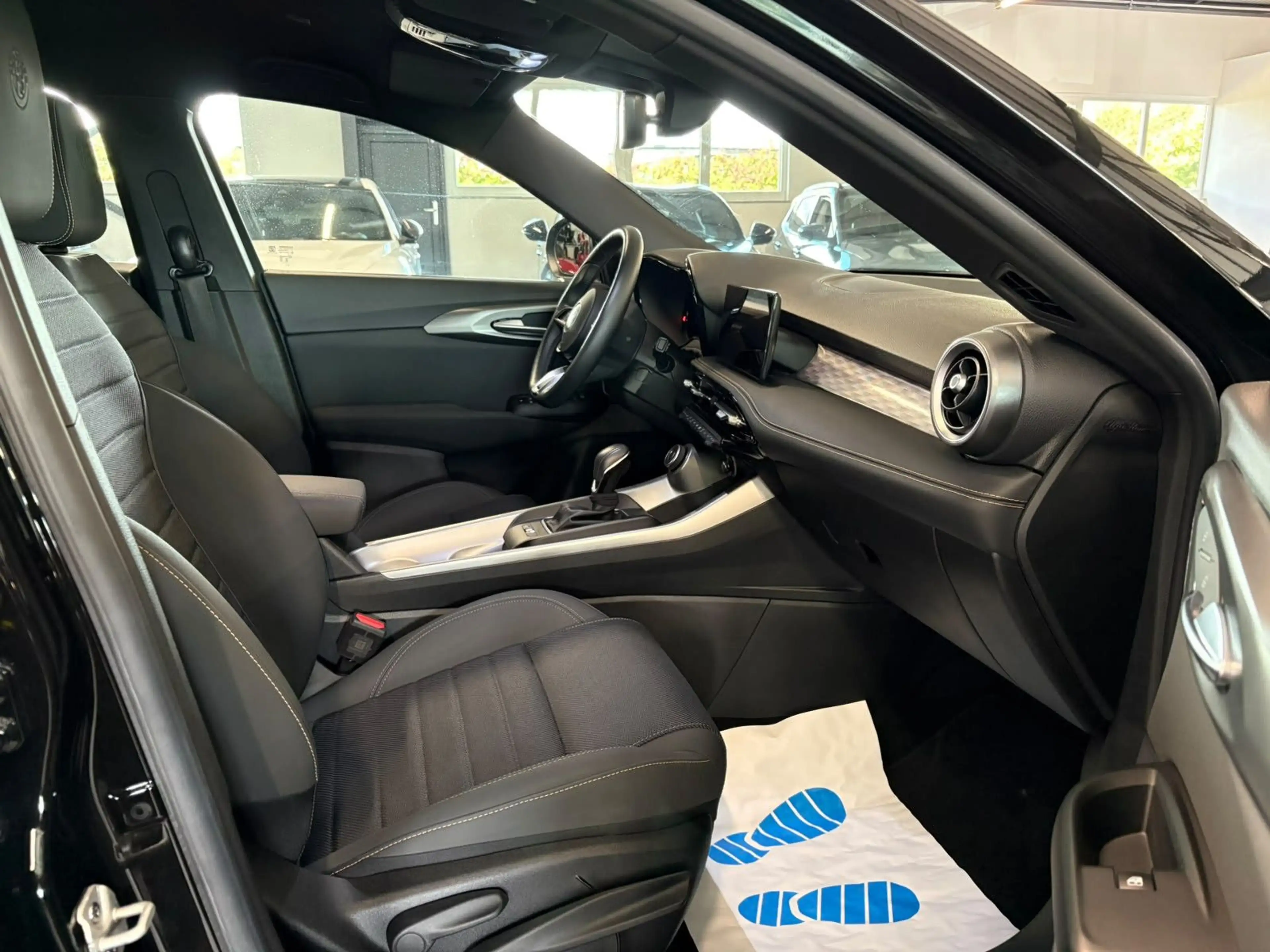 Alfa Romeo Tonale Ti (VELOCE) MATRIX+KAM+ACC+LHZ/SHZ+19" — photo 15
