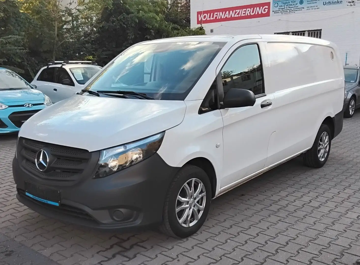 Mercedes-Benz Vito Kasten 109/110/111/114 CDI FWD lang. Blanc - 1
