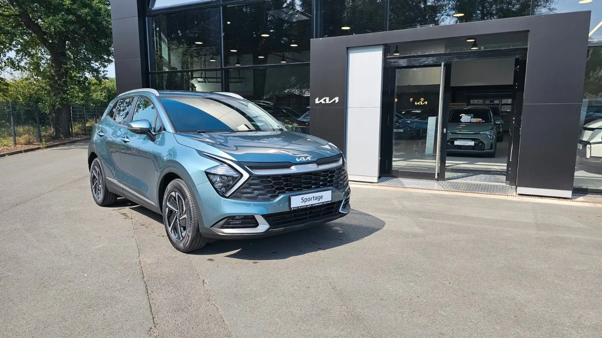 Kia Sportage Vision 1,6 DCT *Navi*LED*el.Sitze* Grau - 2