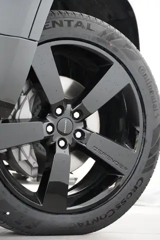 Land Rover Defender 110 2.0 PHEV SWB X-Dynmaic SE Ansicht 9