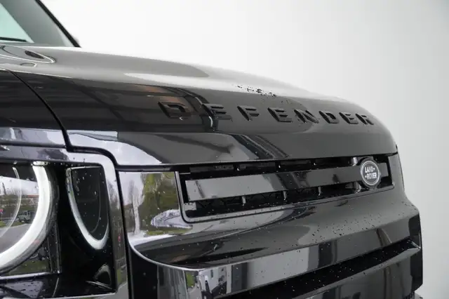 Land Rover Defender 110 2.0 PHEV SWB X-Dynmaic SE Ansicht 6