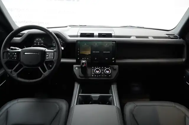 Land Rover Defender 110 2.0 PHEV SWB X-Dynmaic SE Ansicht 25