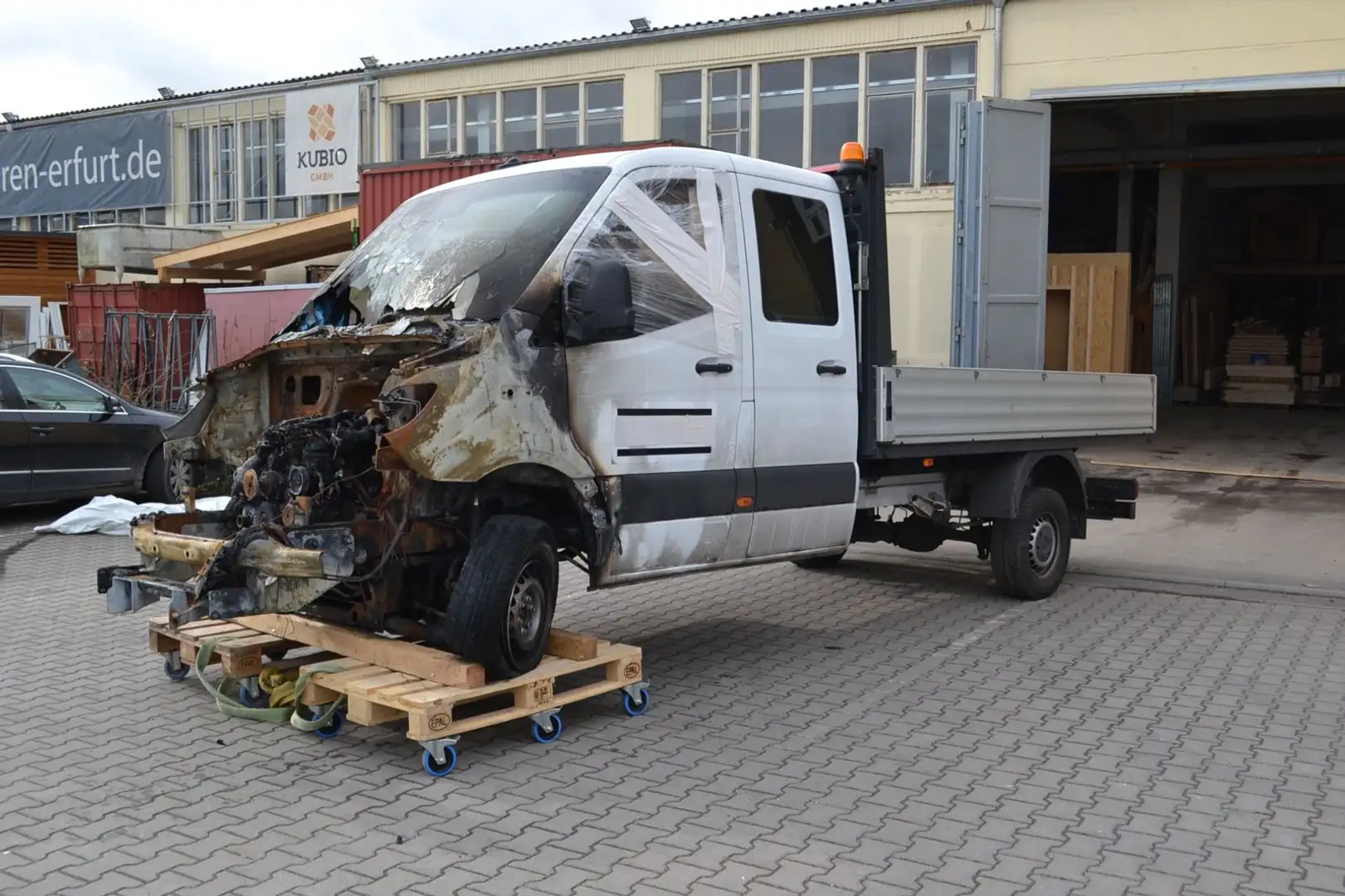 Mercedes-Benz Sprinter W907 314 4x4 Allrad AWD Brandschaden Weiß - 1