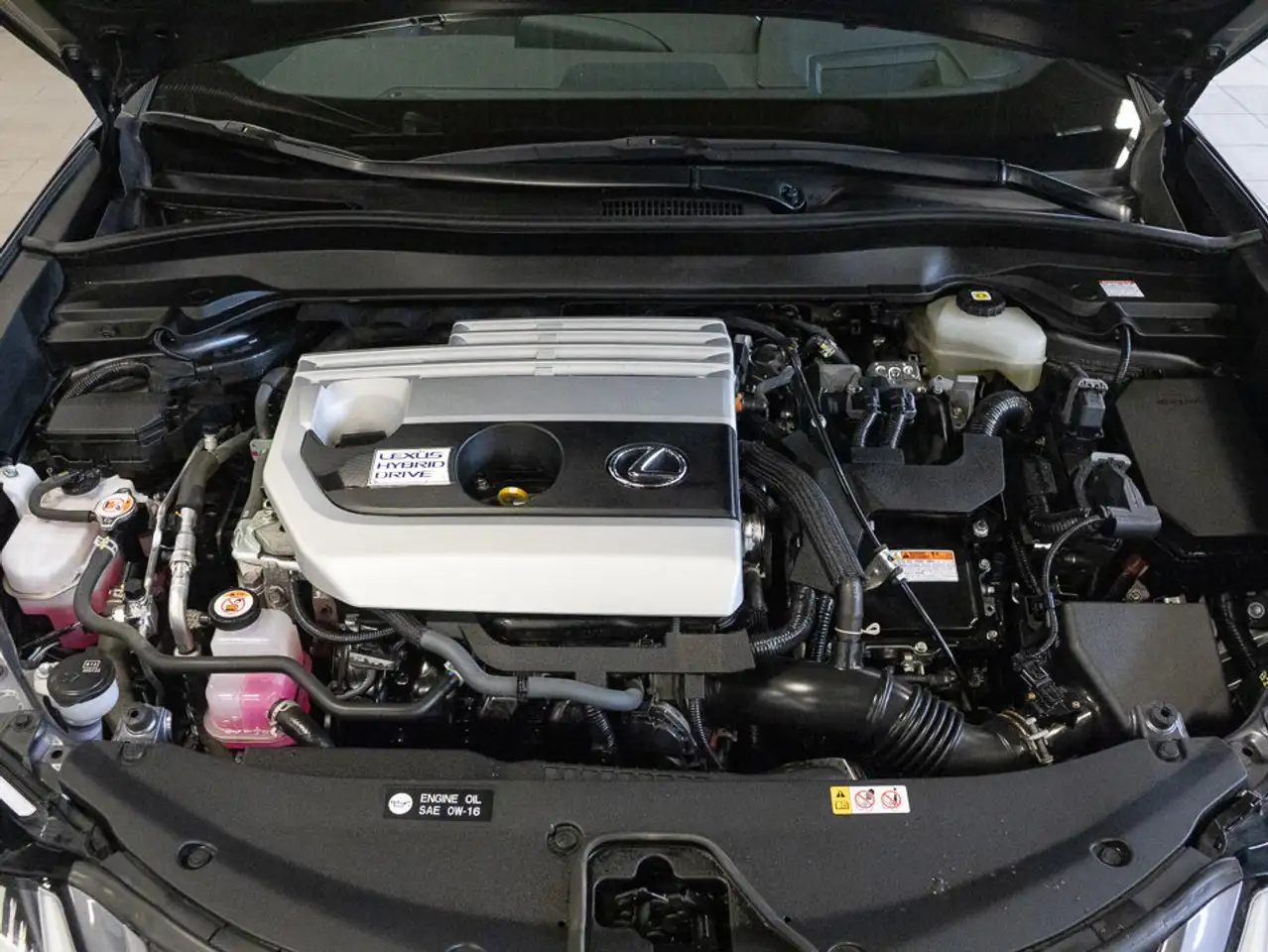 Lexus UX снимка Lexus UX