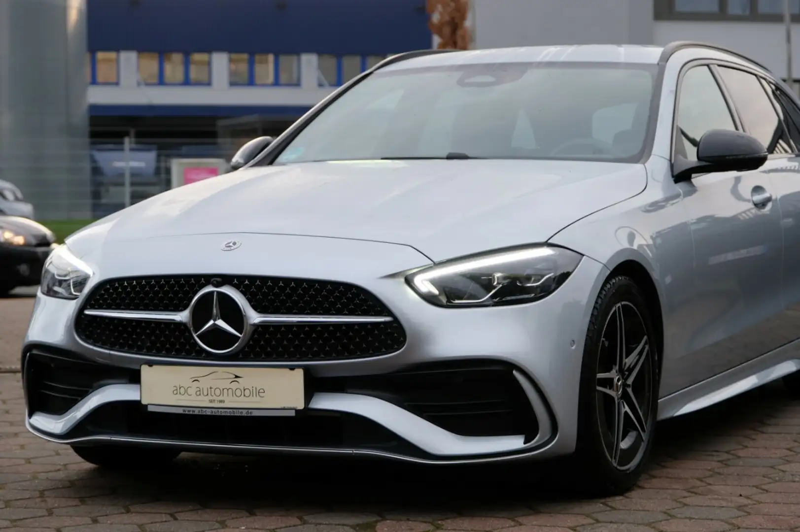 Mercedes-Benz C 200 T d Edition AMG Night-Paket Plateado - 2