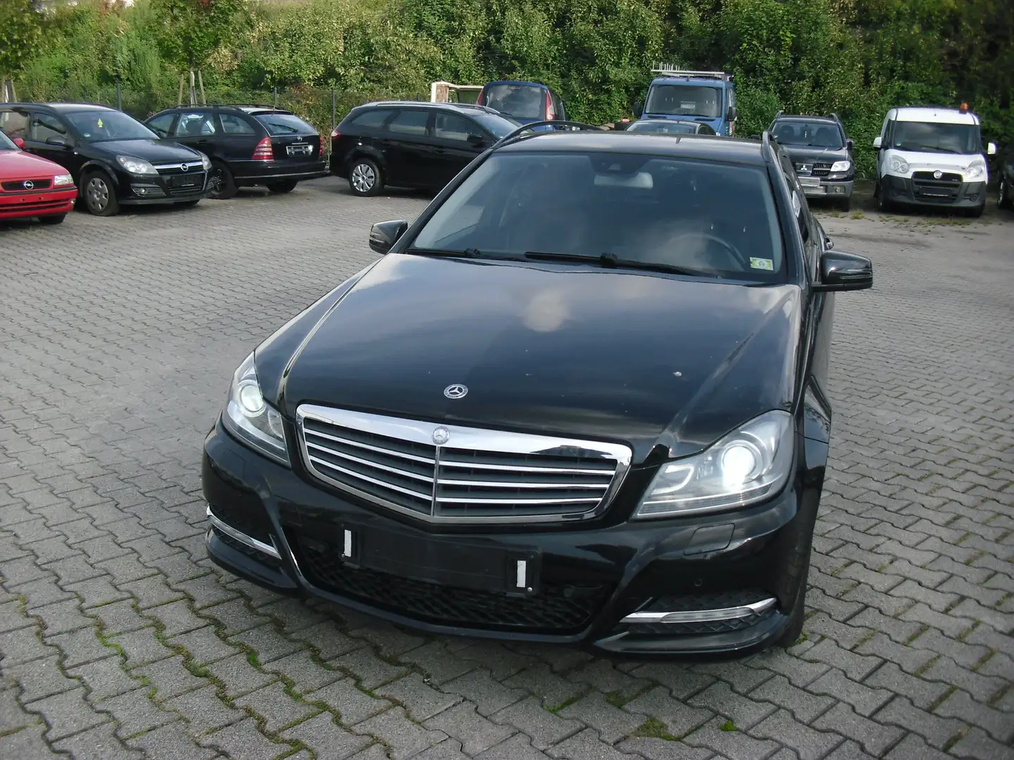 Mercedes-Benz C 200 C-Klasse T-Modell Diesel T CDI Avantgarde Edition Schwarz - 1