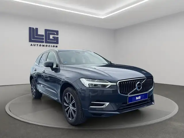 Volvo XC60 view 3