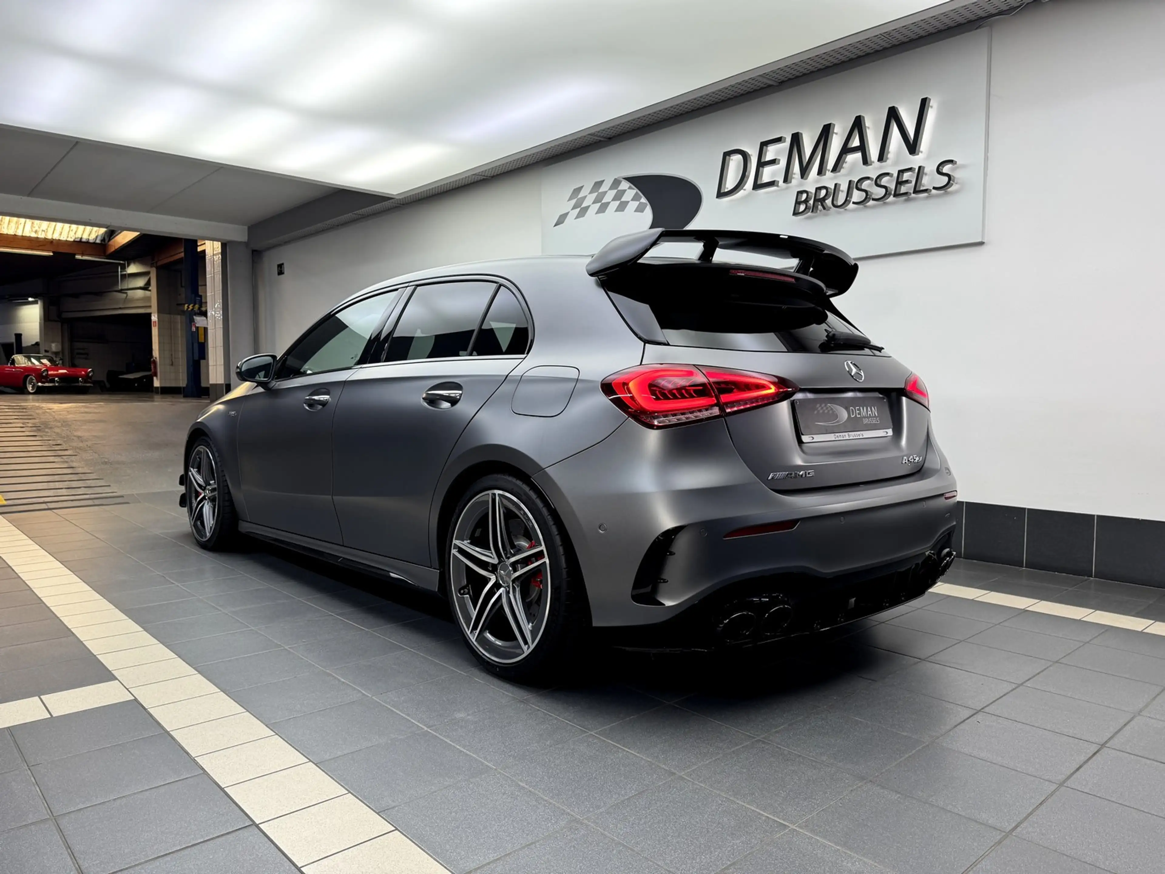 Mercedes-Benz A 45 AMG S 4-MATIC* Pack aero * Toit Pano *Burmester — photo 3