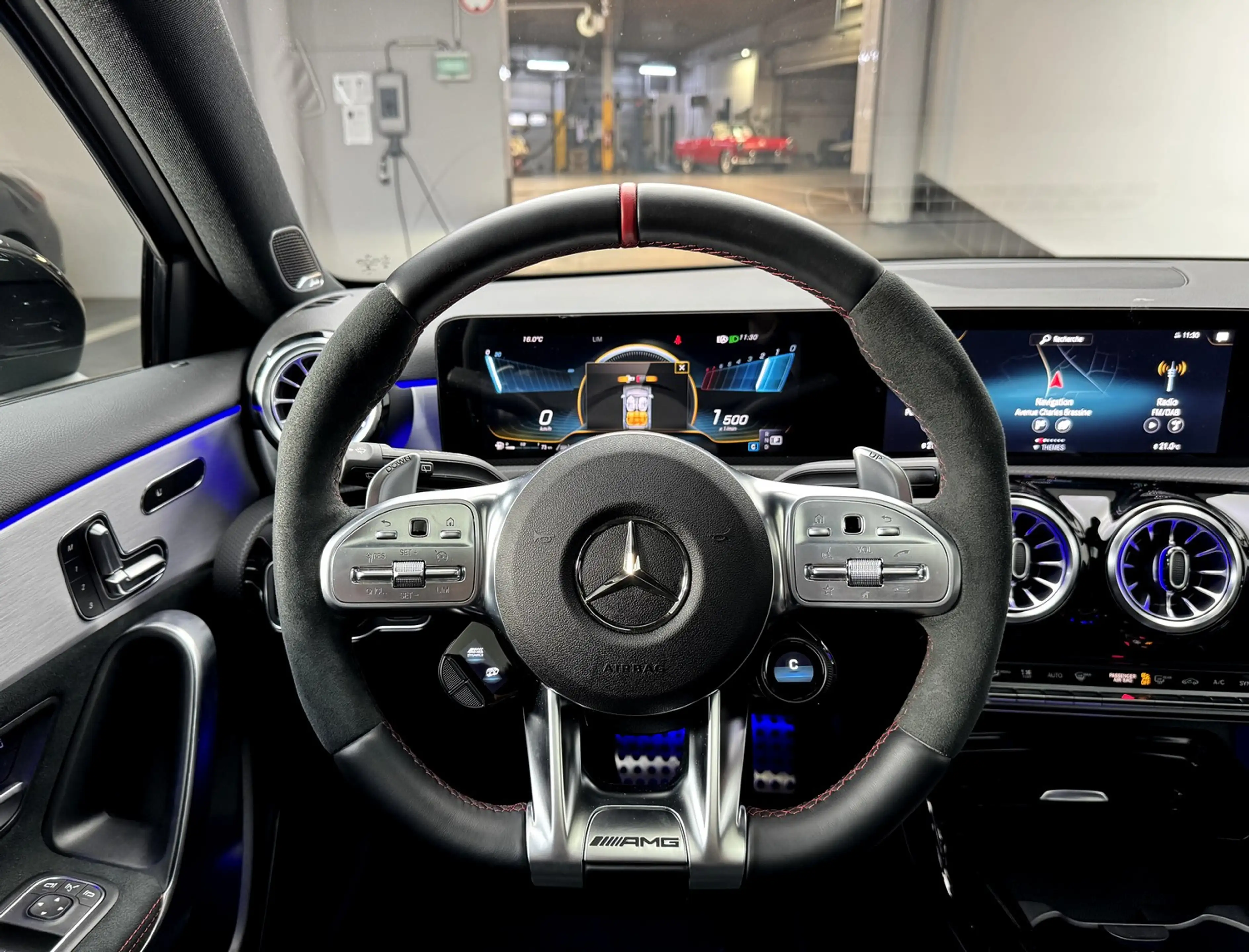 Mercedes-Benz A 45 AMG S 4-MATIC* Pack aero * Toit Pano *Burmester — photo 10