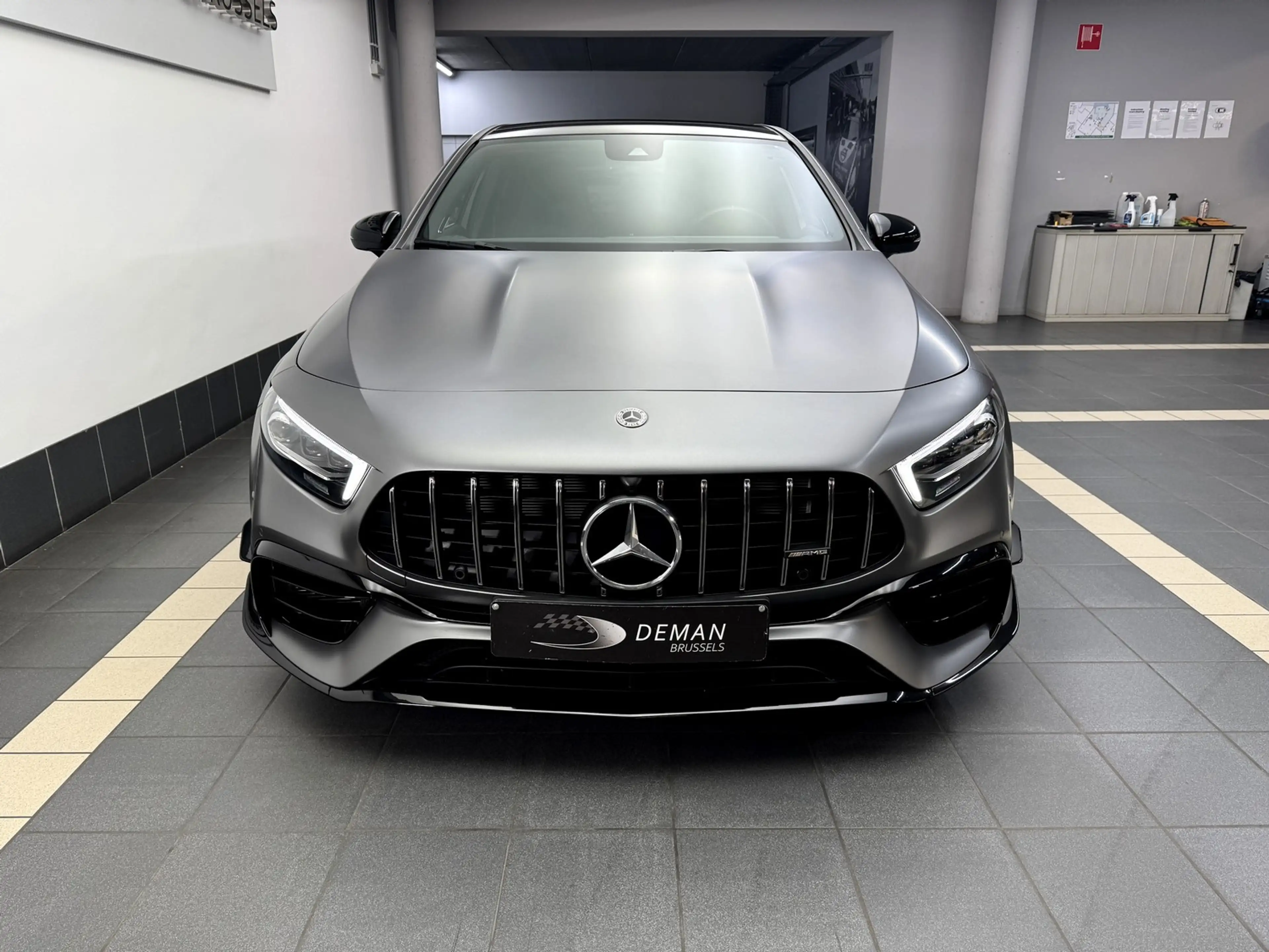 Mercedes-Benz A 45 AMG S 4-MATIC* Pack aero * Toit Pano *Burmester — photo 4