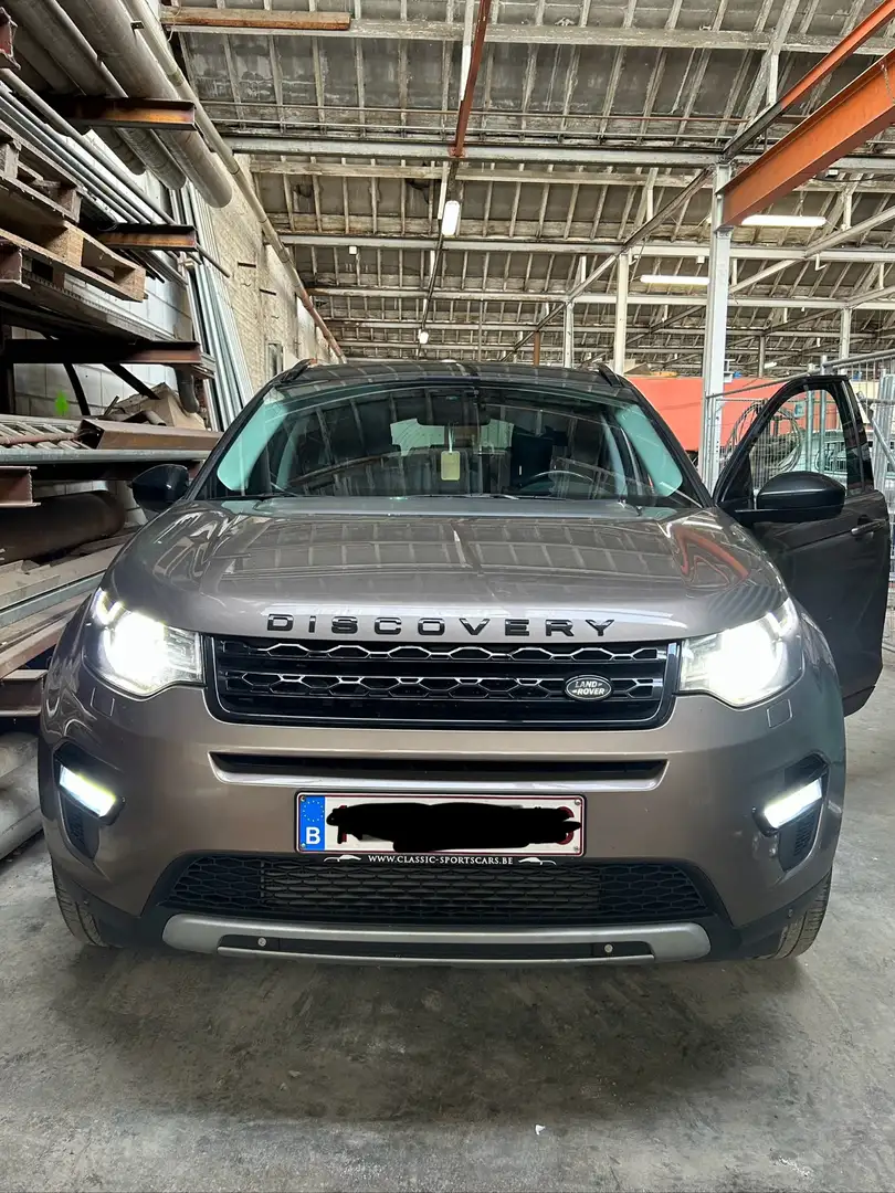 Land Rover Discovery Sport TD4 HSE Luxury Brons - 2