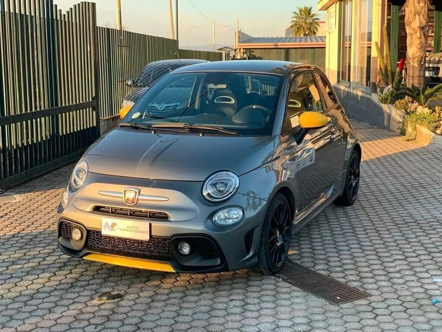 Abarth 595 Pista 1.4 595 t-jet Pista AUTOMATICA UNICO PROPRIETARIO Gris - 1