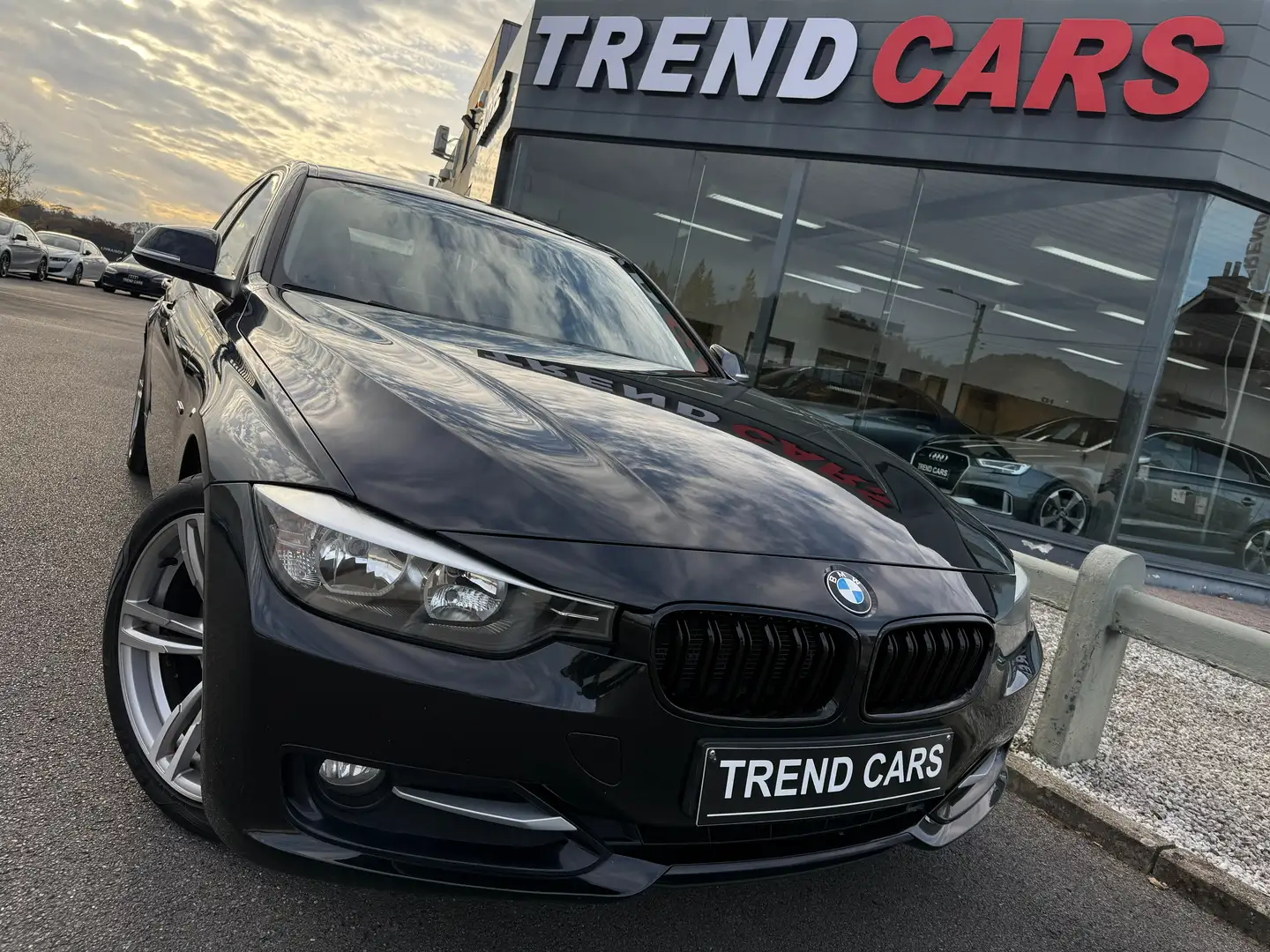 BMW 320 D 2.0 PACK SPORT SHADOW CUIR GPS BLUETOOTH GA1AN Zwart - 1