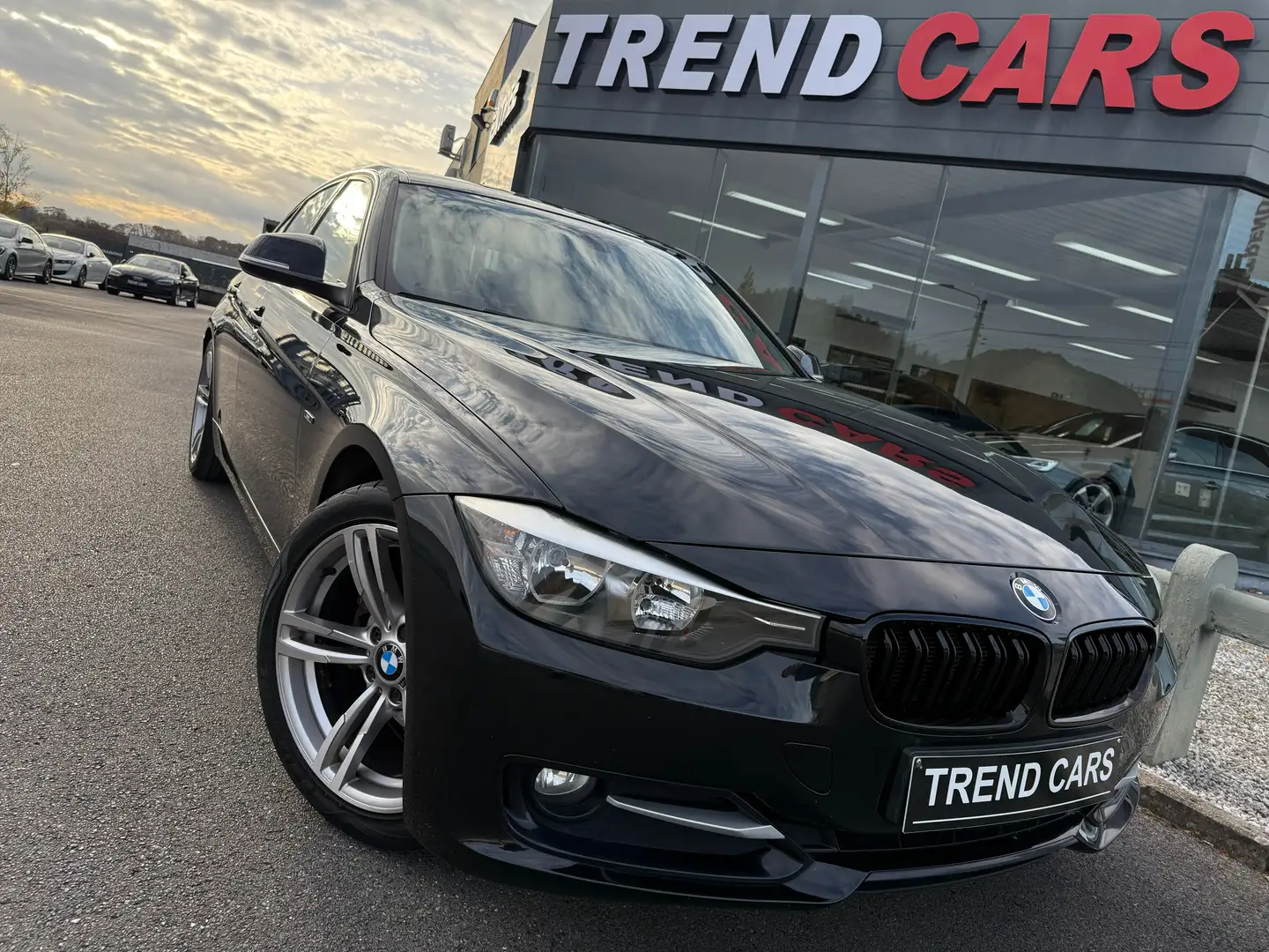 BMW 320 D 2.0 PACK SPORT SHADOW CUIR GPS BLUETOOTH GA1AN Zwart - 2