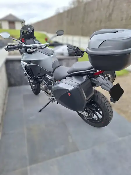 Ducati MULTISTRADA V4 S - foto 3