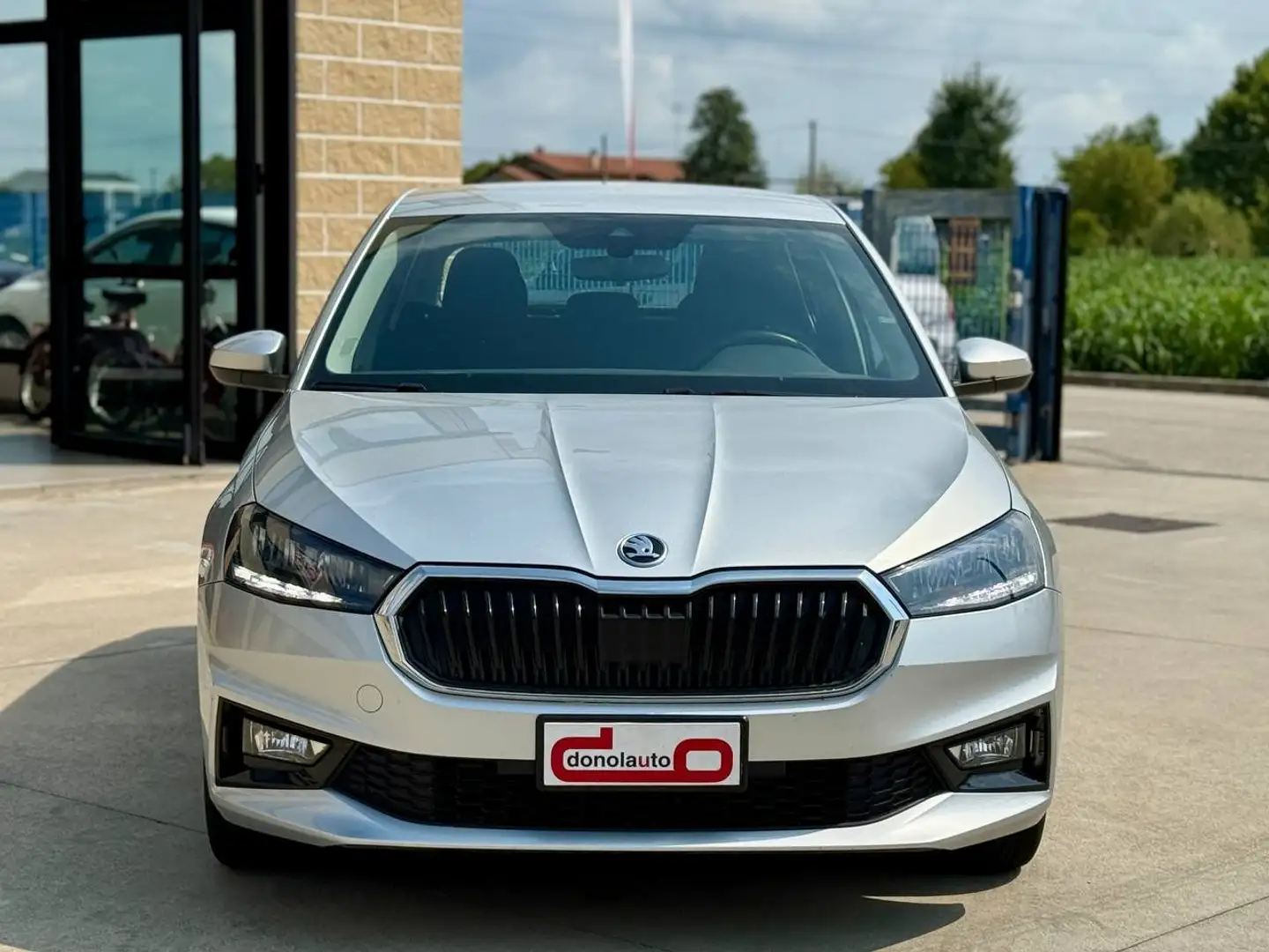Skoda Fabia Fabia IV 2022 1.0 tsi EVO Ambition 95cv Plateado - 2