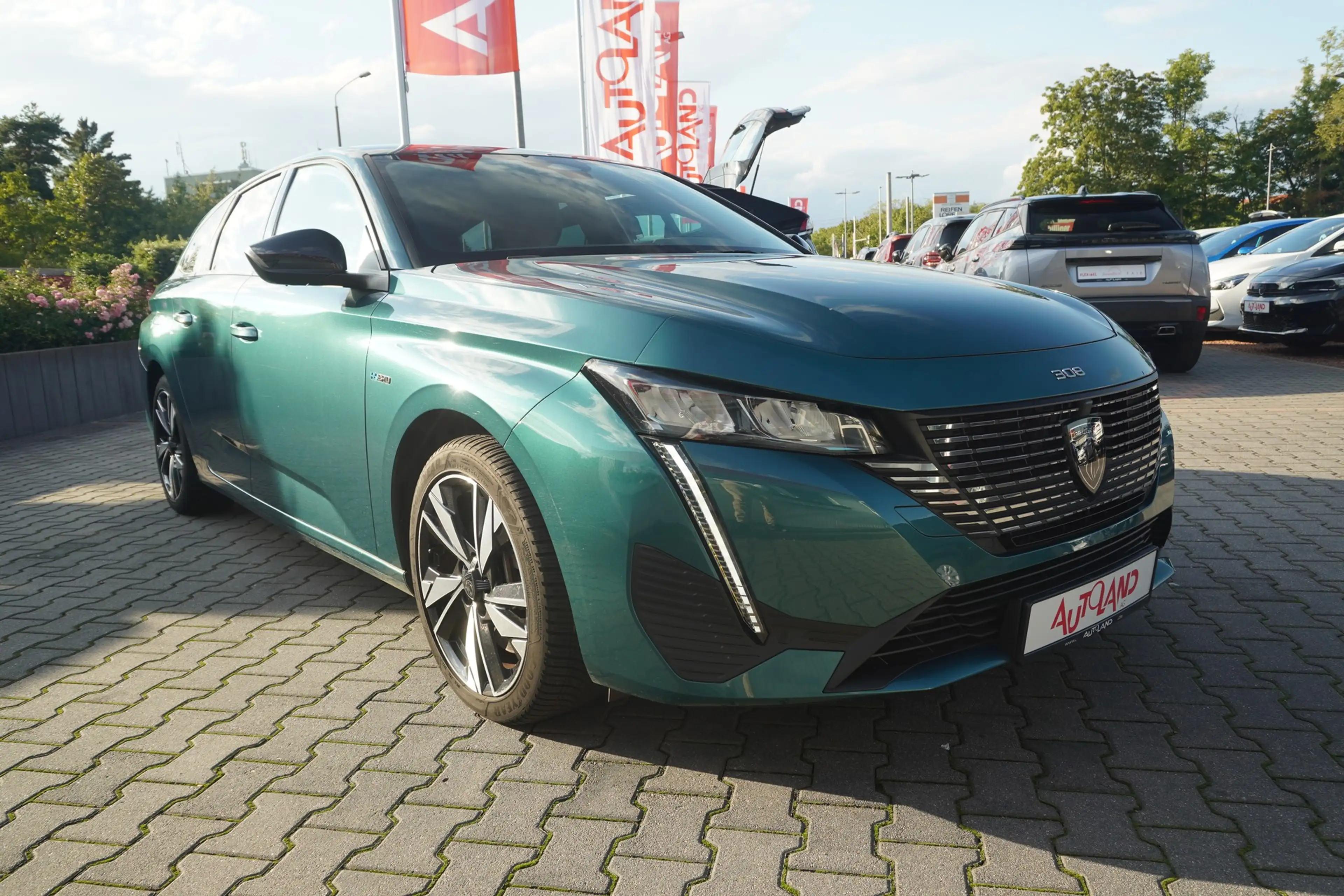 Peugeot 308 SW 1.6 Hybrid 180 Allure Pack LED Navi ACC — photo 9