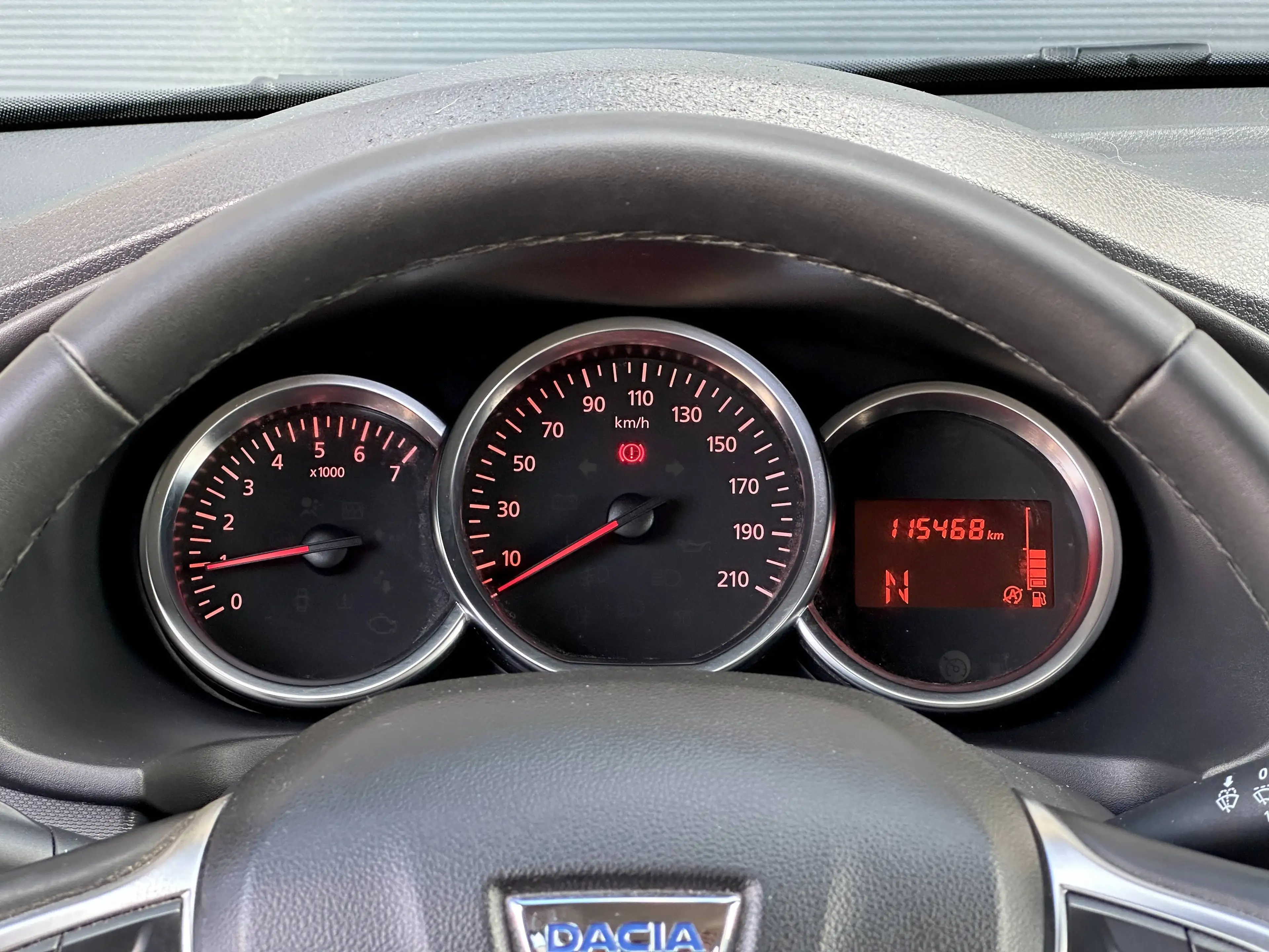 Dacia Logan 0.9 TCe Automatique / Caméra / GPS / Att. remorque — photo 12