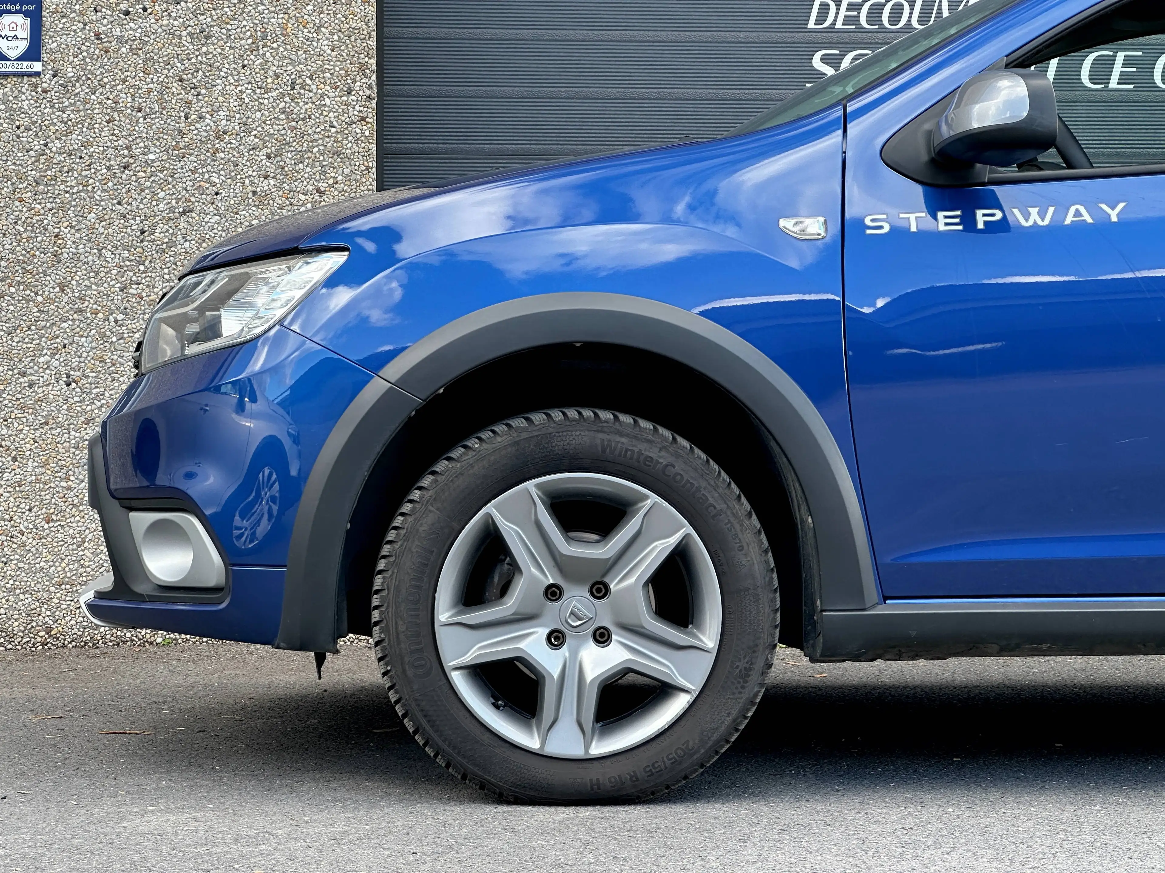 Dacia Logan 0.9 TCe Automatique / Caméra / GPS / Att. remorque — photo 4