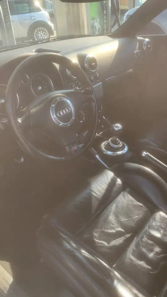 Audi TT 1.8t, foto 1