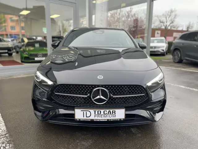 Mercedes-Benz A Class view 2