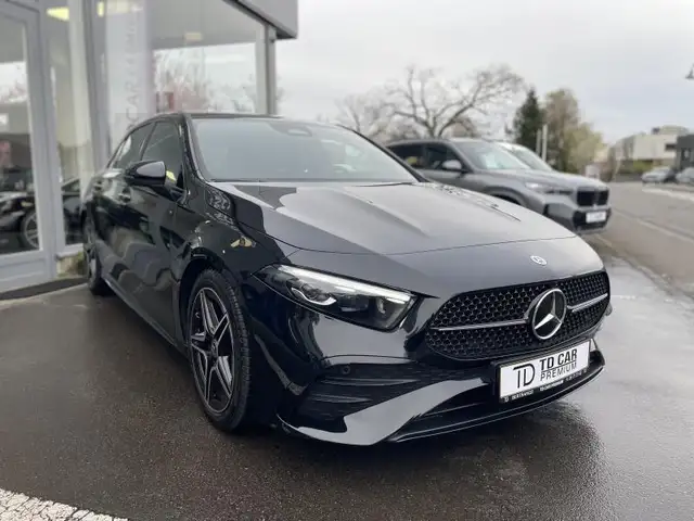 Mercedes-Benz A Class view 3