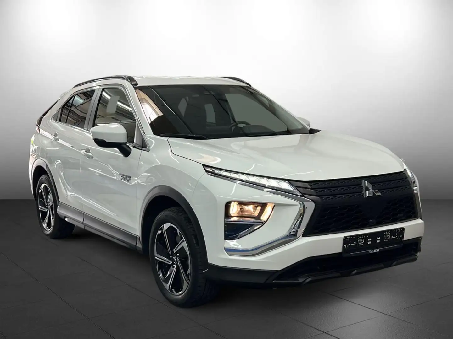 Mitsubishi Eclipse Cross Basis 4WD 2.4*RFK*SHZ*DAB*uvm Weiß - 2