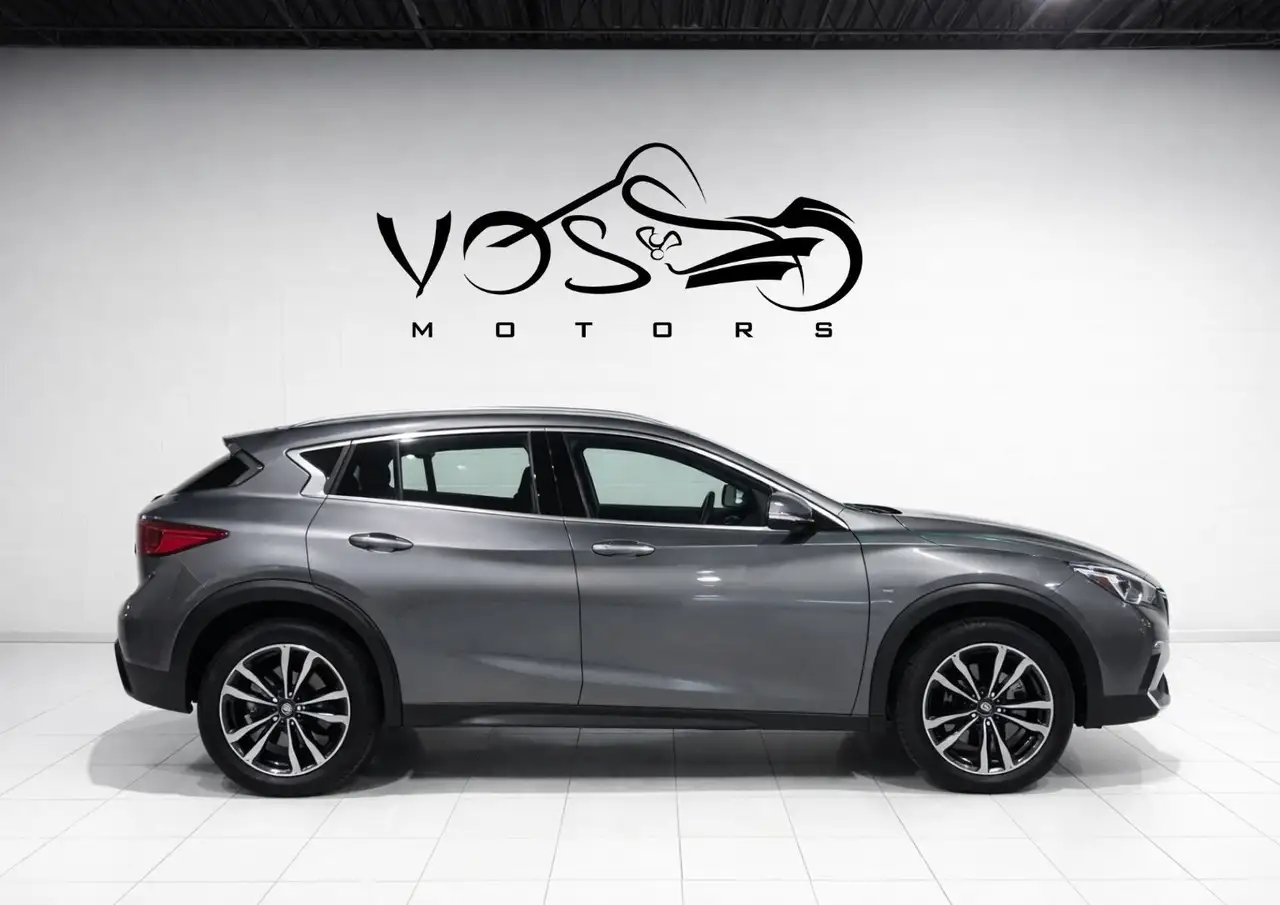 2017 Infiniti QX30