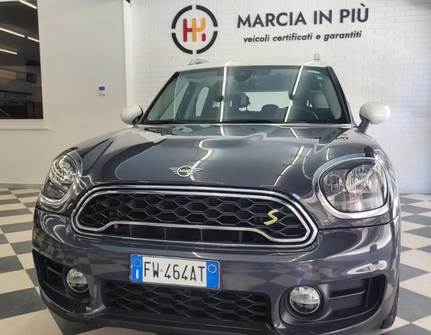 MINI Cooper S Countryman Mini Cooper SE Countryman 1.5 PLUG-IN ALL4 Automat Gris - 2