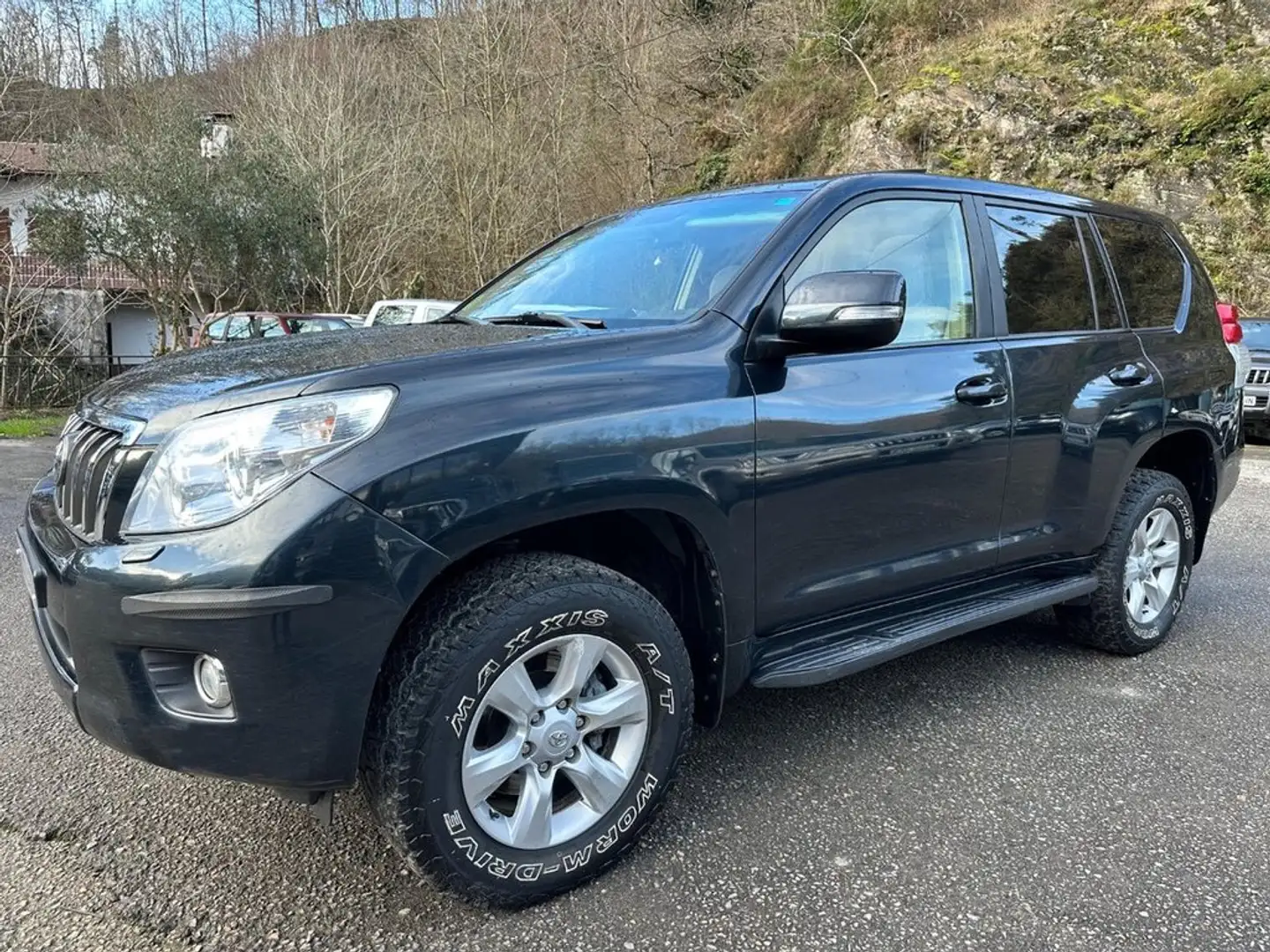 Toyota Land Cruiser 3.0 D4D 173CV VX Azul - 2