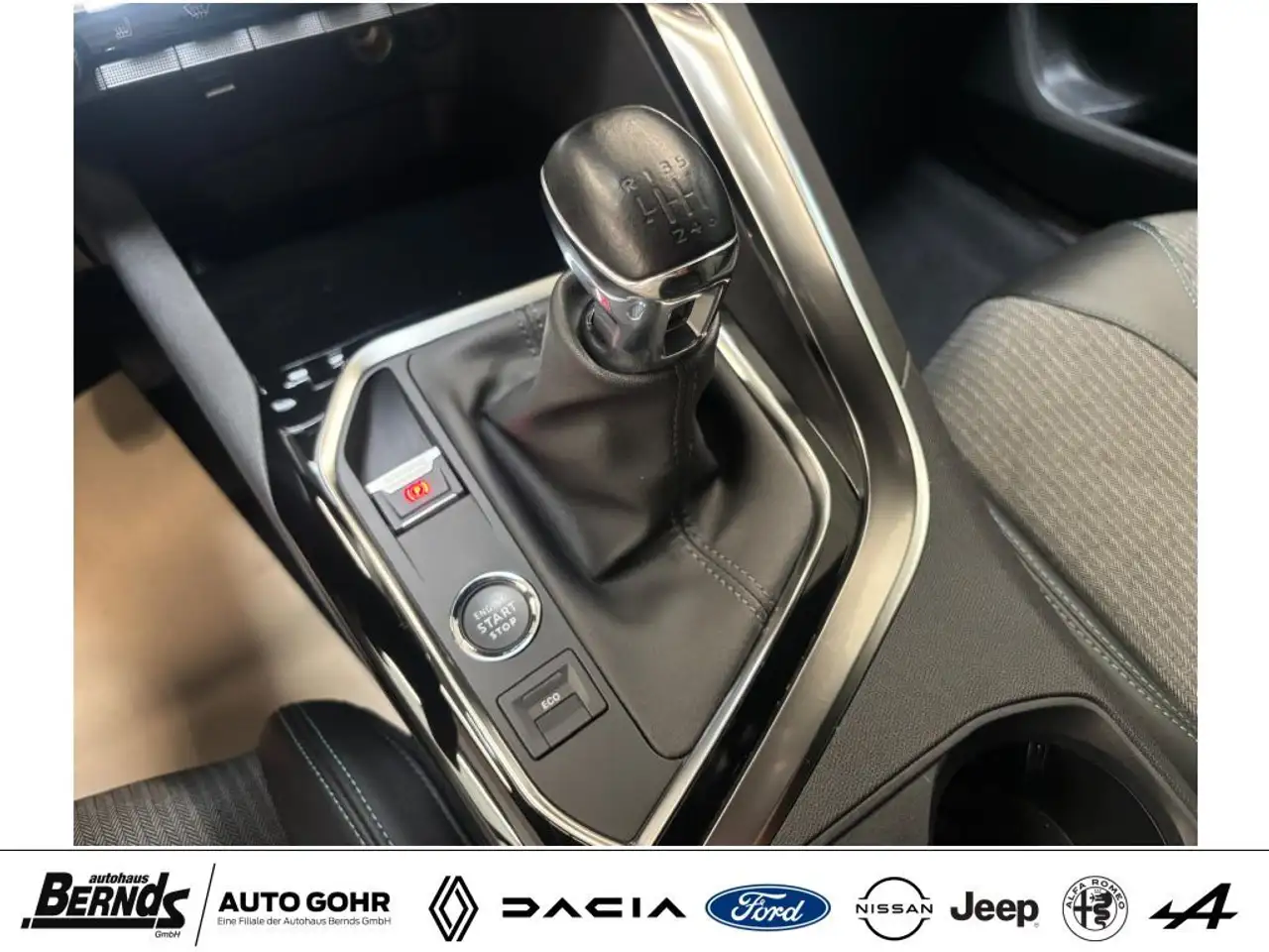 Peugeot 5008 PT130 Allure Pack 7-Sitzer 180Grad EasyP. LED uvm., миниатюра 18