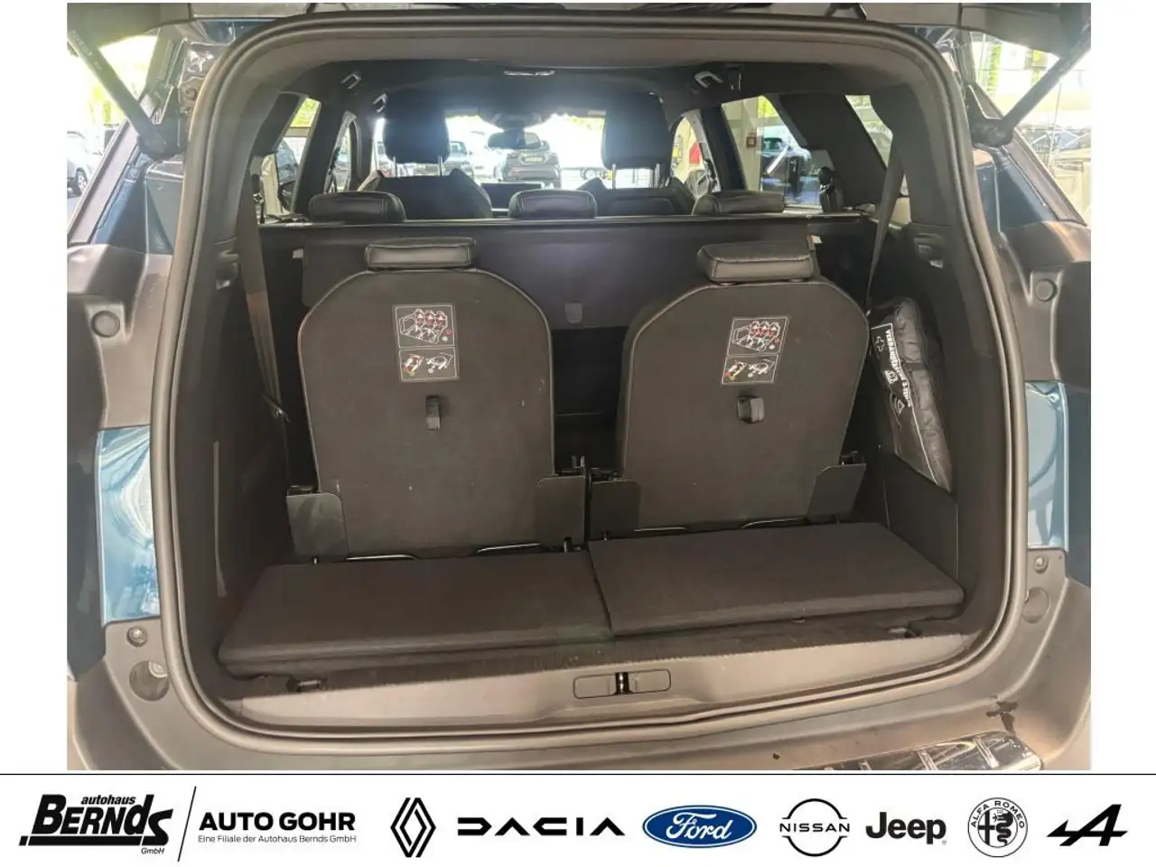 Peugeot 5008 PT130 Allure Pack 7-Sitzer 180Grad EasyP. LED uvm., миниатюра 7