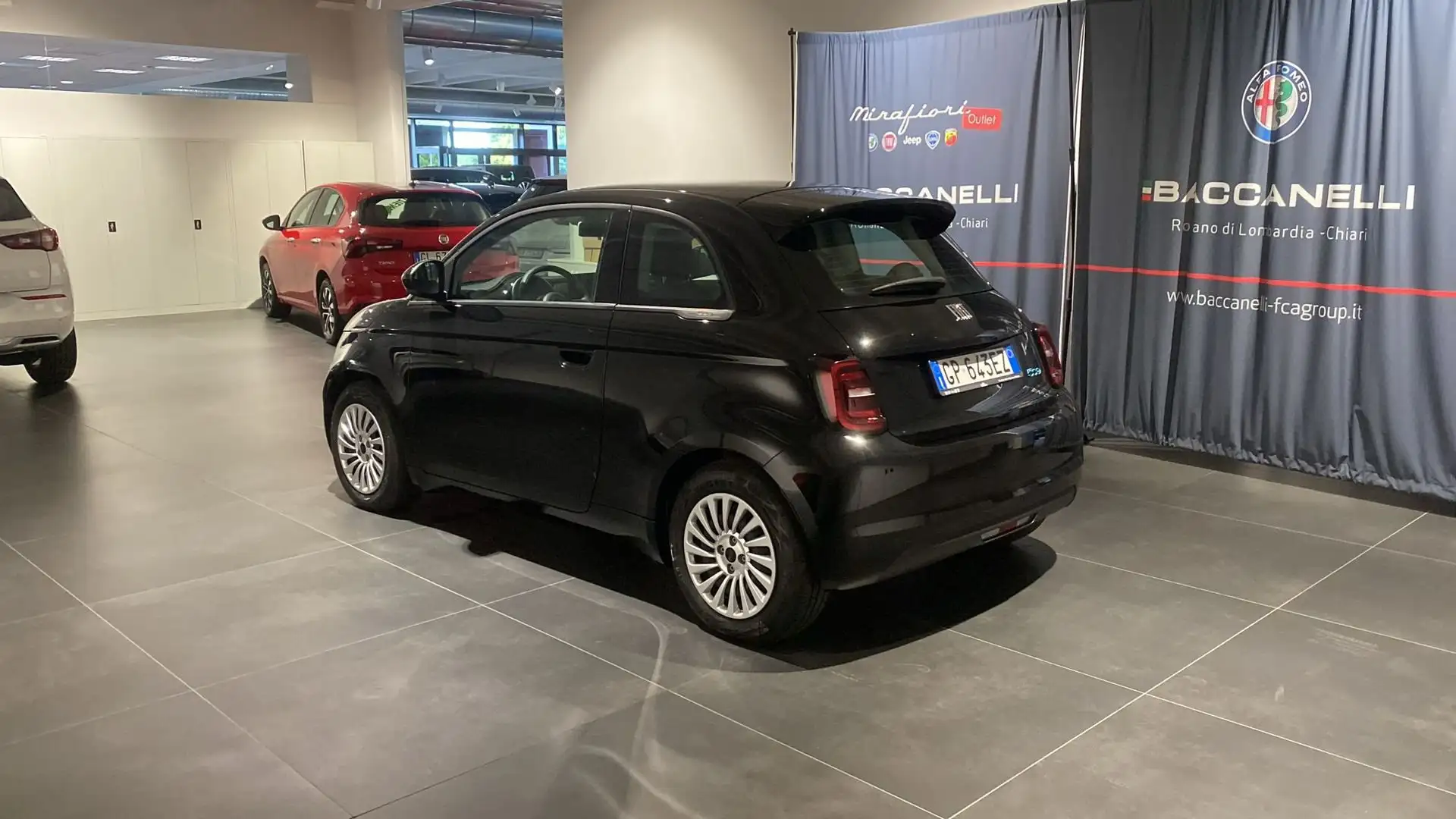 Fiat 500e Berlina 42 kWh Negru - 2