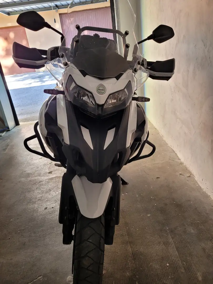 Benelli TRK 502 Biały - 1