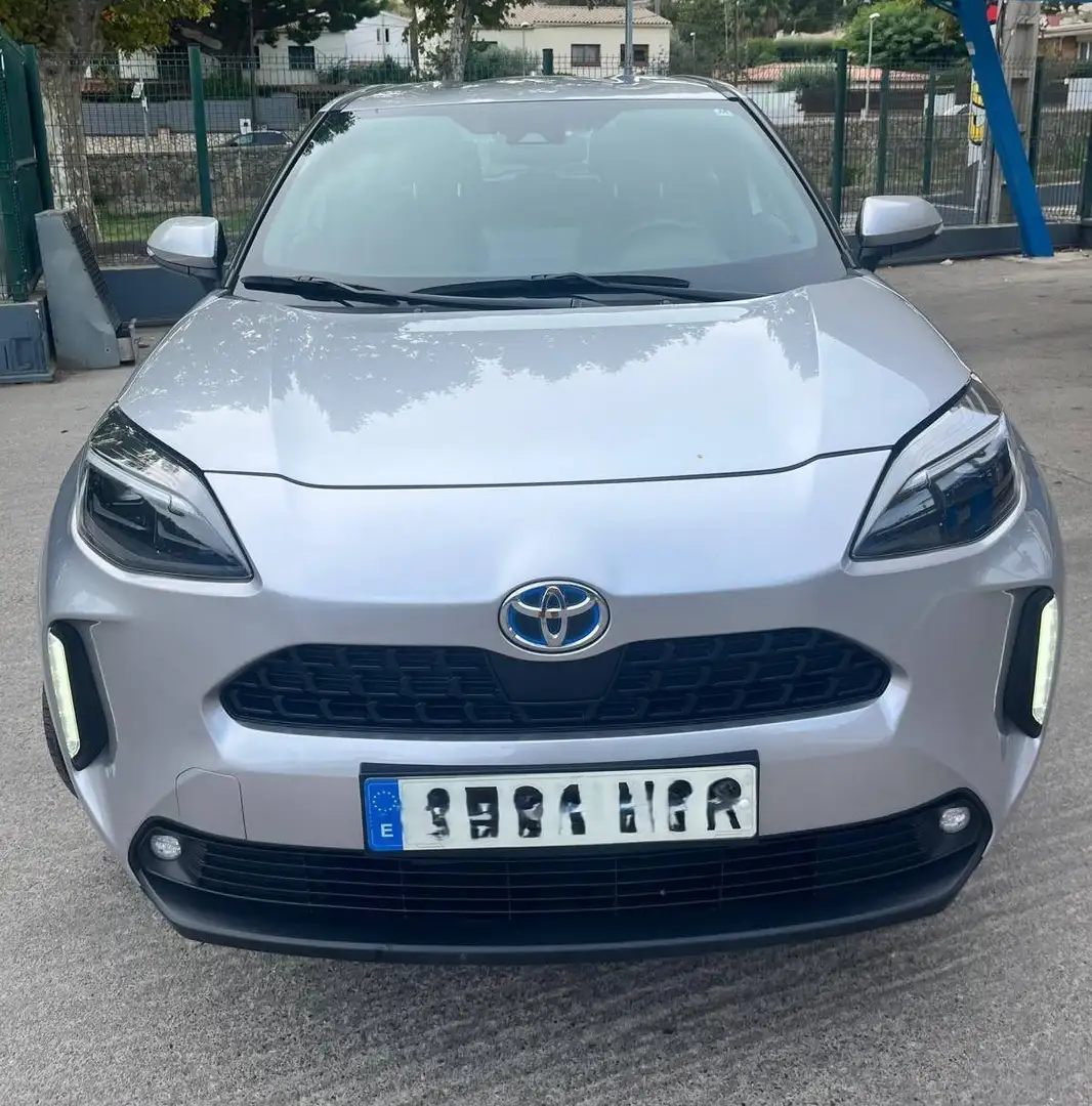 Toyota Yaris Cross Yaris Cross 120H Active Tech Active Tech Plateado - 1