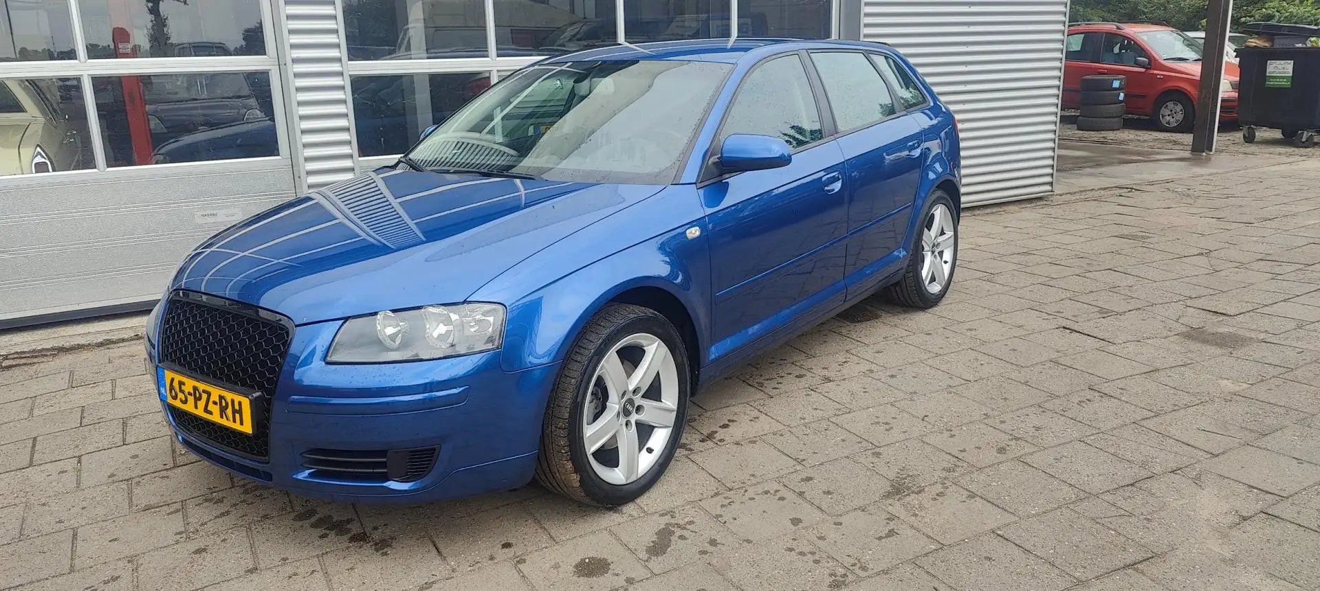 Audi A3 Sportback 2.0 FSI Ambiente Azul - 1