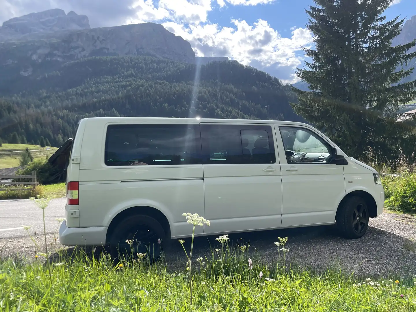 Volkswagen T5 Caravelle 4Motion Comfort Passo lungo bijela - 1