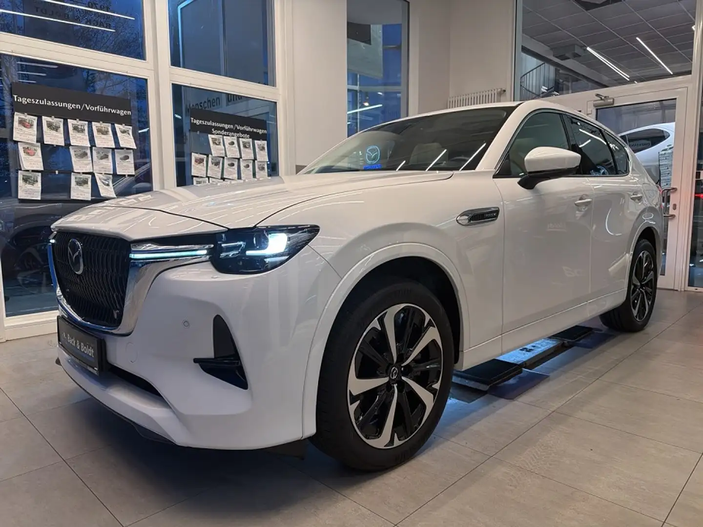 Mazda CX-60 Takumi 2.5i PHEV*PANO,AHK,HEAD-UP,BOSE,MATRIX* Weiß - 1