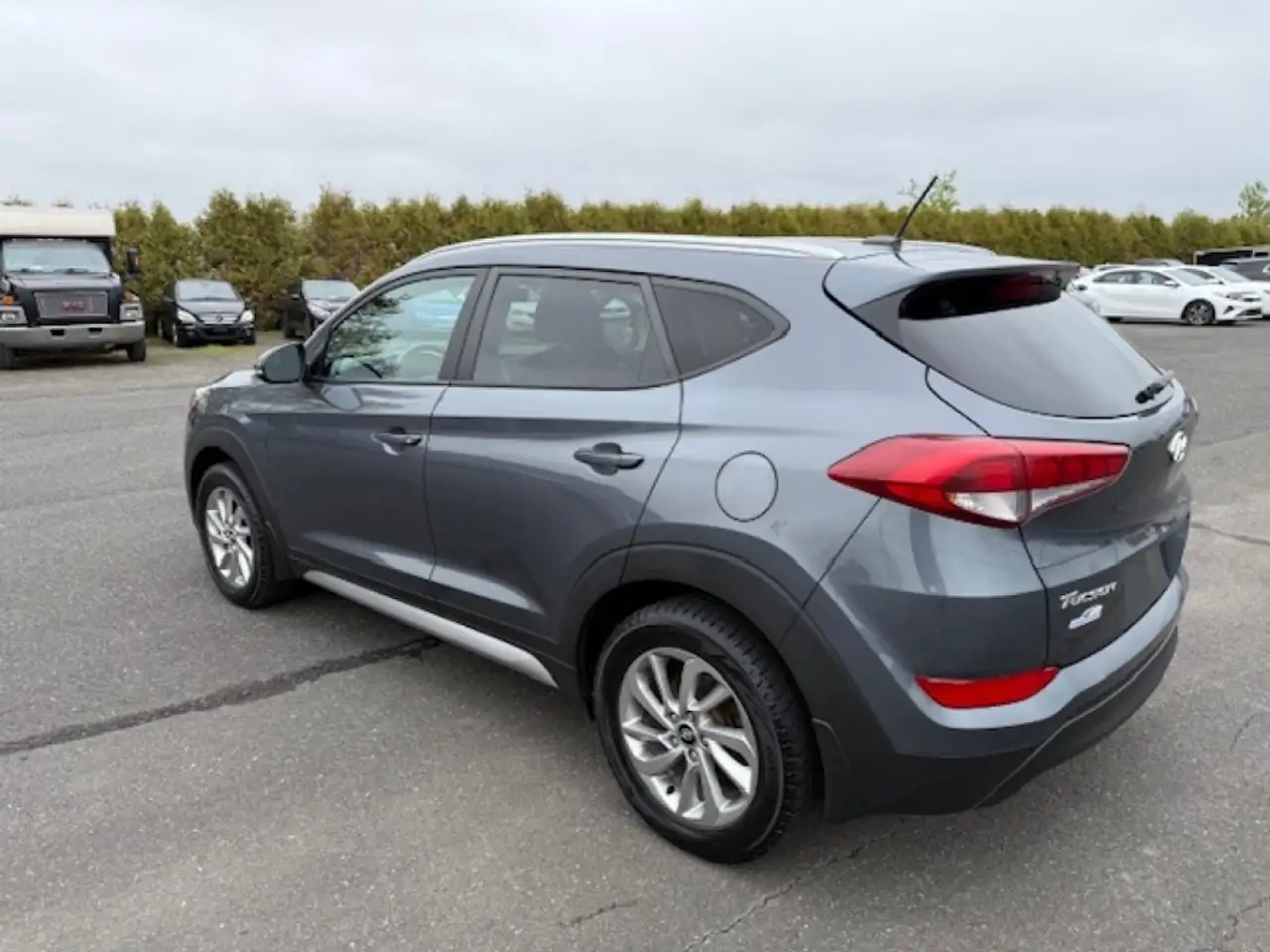 Hyundai TUCSON снимка Hyundai TUCSON
