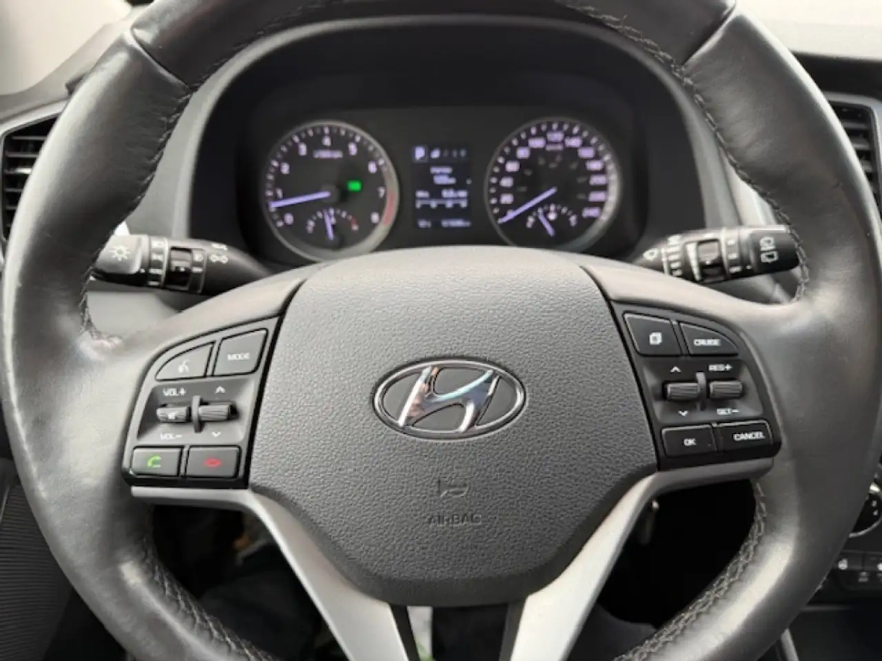 Hyundai TUCSON снимка Hyundai TUCSON