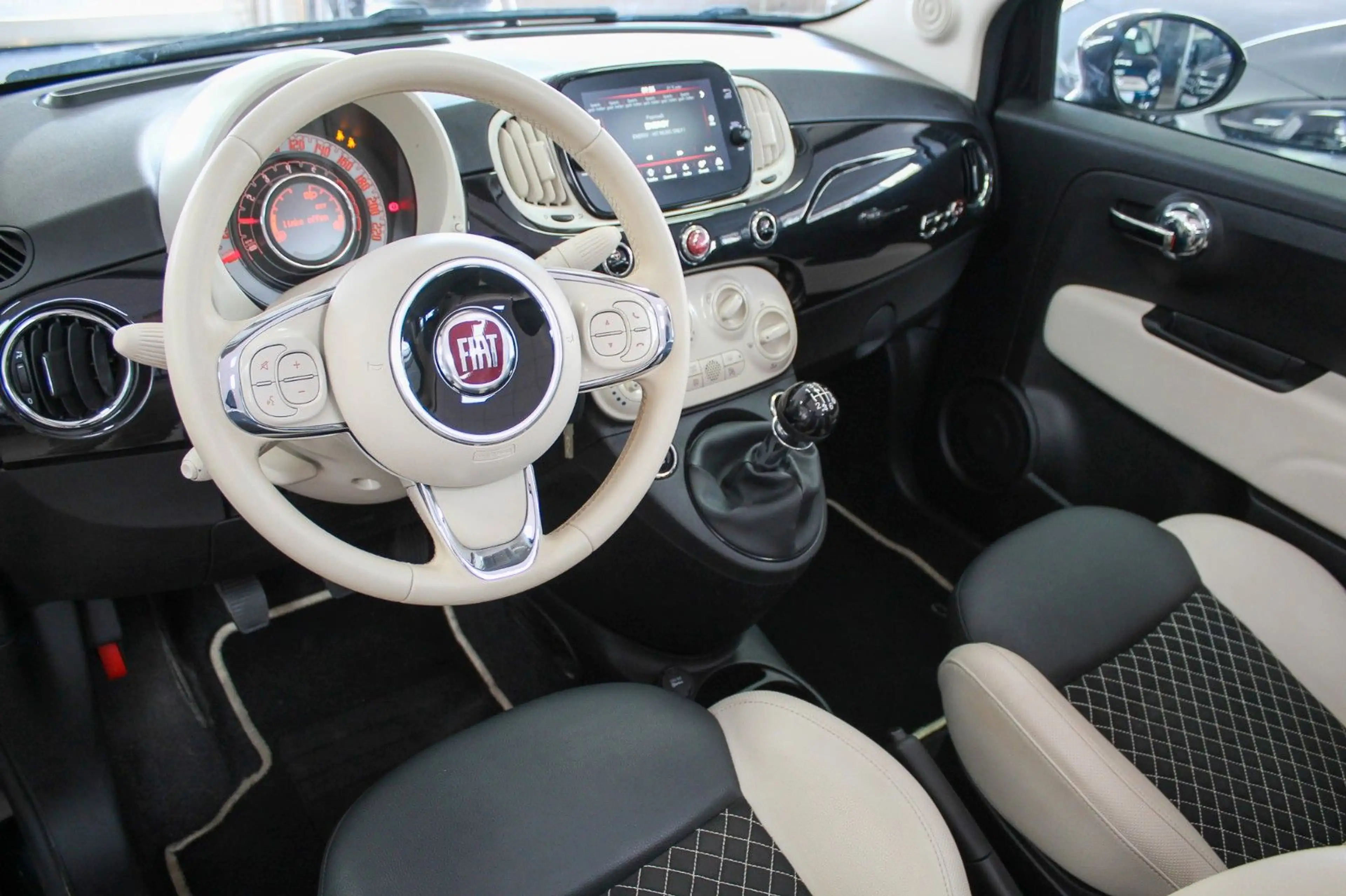 Fiat 500C 1.0 Mild-Hybrid Cabrio Dolcevita PDC 1.Hand — photo 8