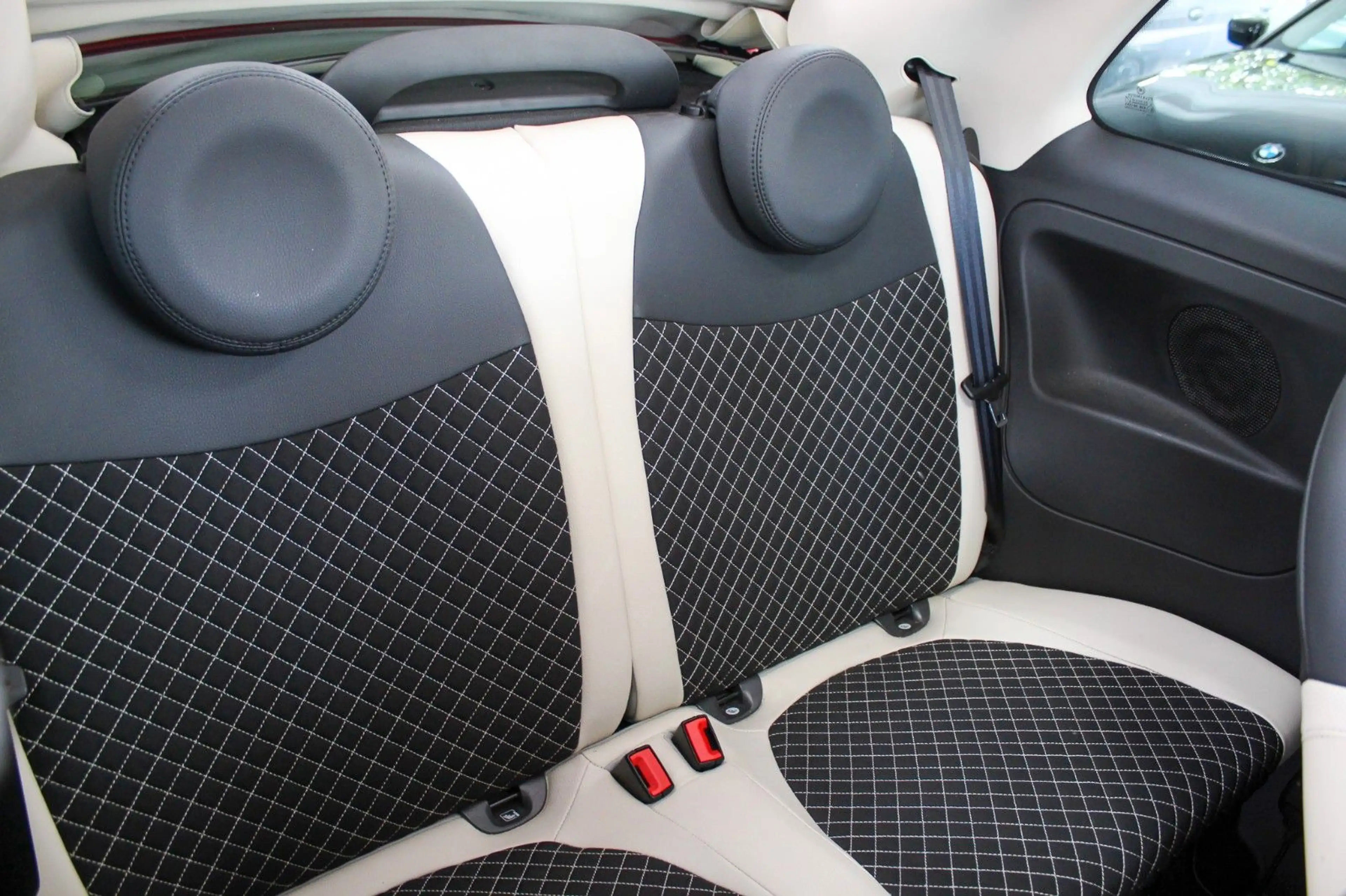 Fiat 500C 1.0 Mild-Hybrid Cabrio Dolcevita PDC 1.Hand — photo 15