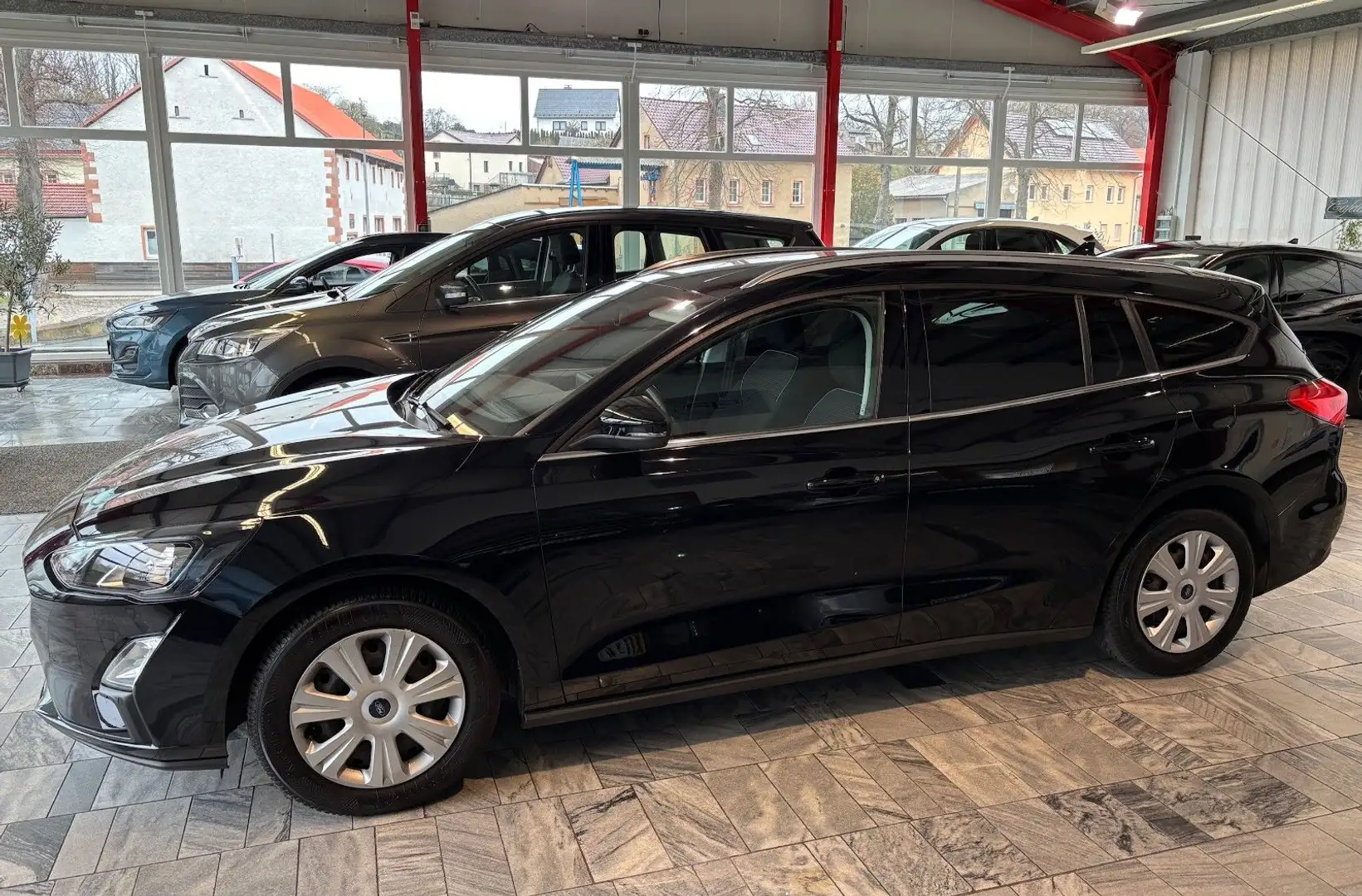 Ford Focus Turnier Titanium LED Winterpaket Kamera Noir - 2