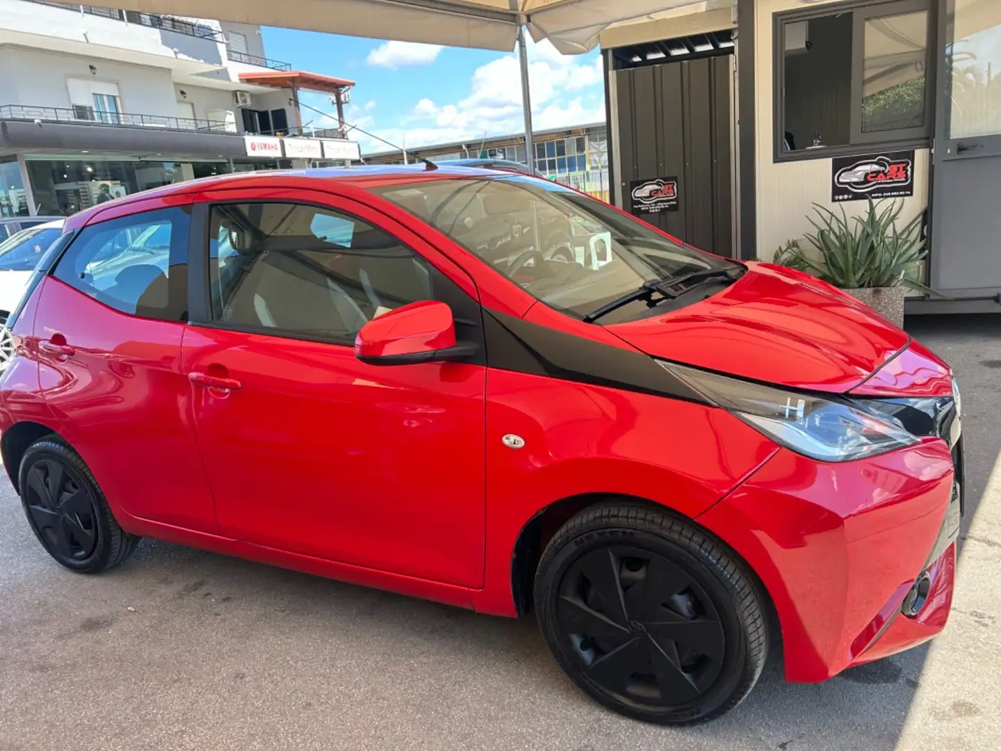 Toyota Aygo Aygo 5p 1.0 x-cite Rosso - 1